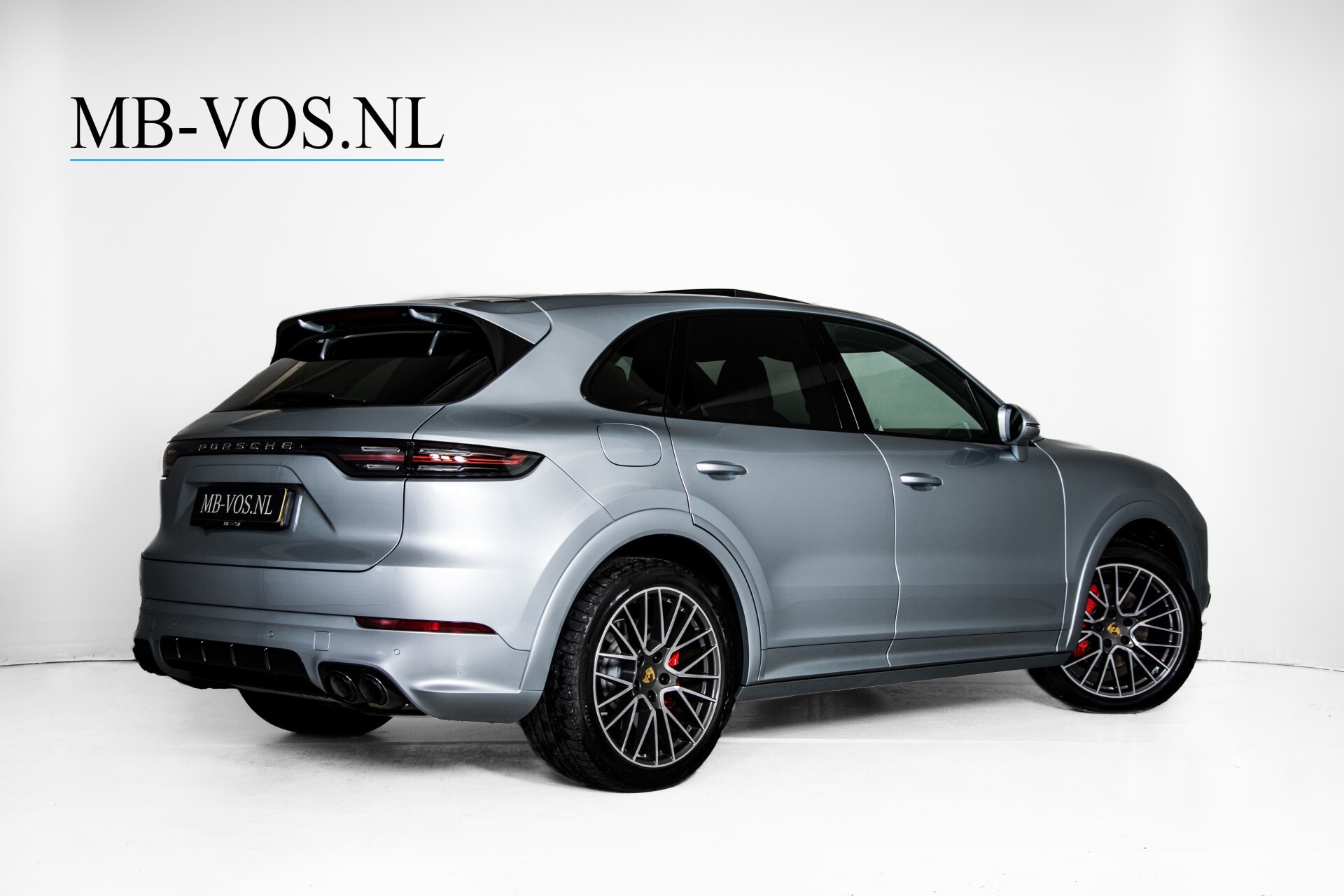 Porsche Cayenne 3.0 E-Hybrid Sport Design Luchtvering/Adaptive Cruise/Keyless/Panorama/Adaptieve stoelen Aut8 Foto 2