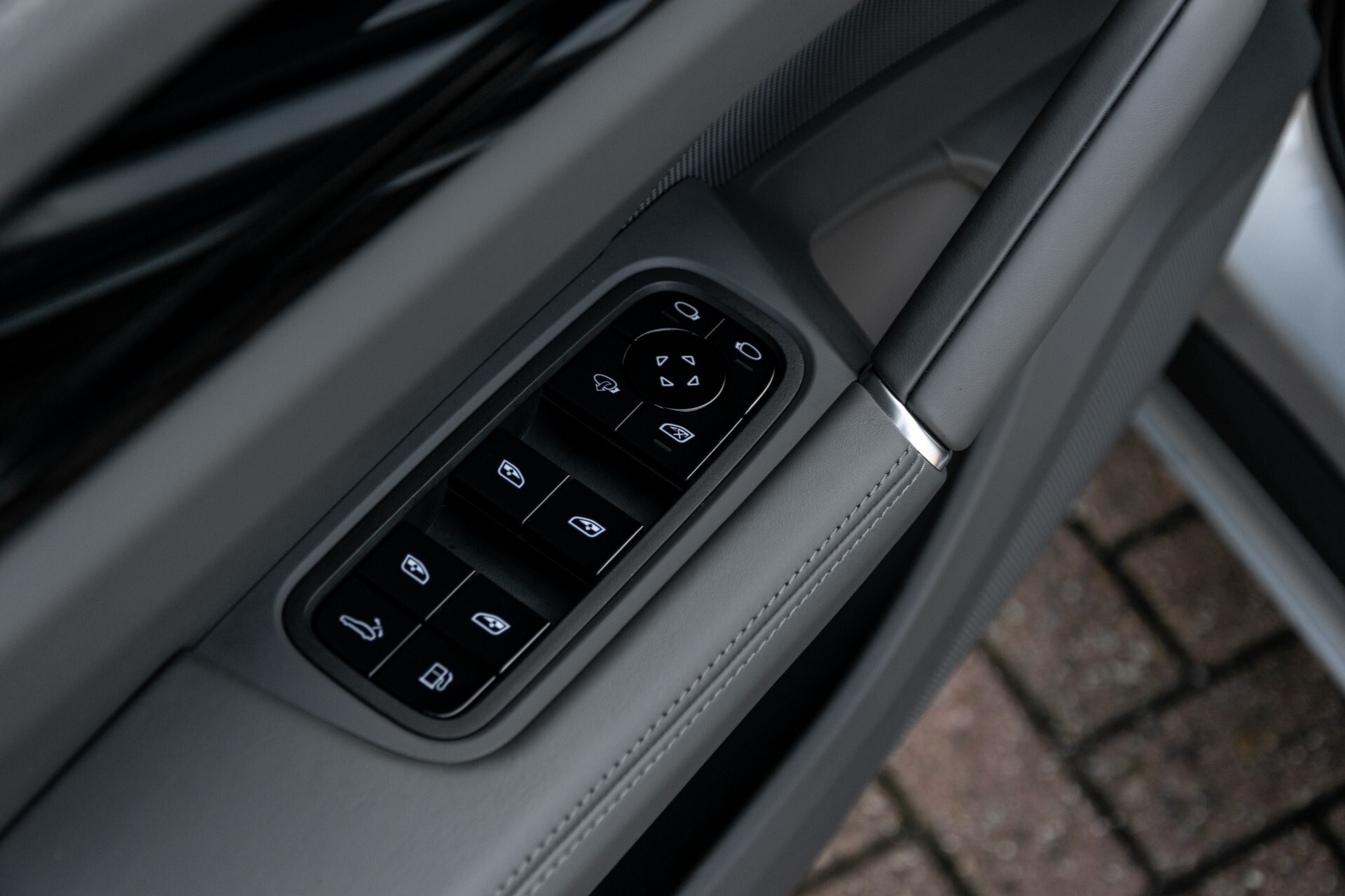 Porsche Cayenne 3.0 E-Hybrid Sport Design Luchtvering/Adaptive Cruise/Keyless/Panorama/Adaptieve stoelen Aut8 Foto 28