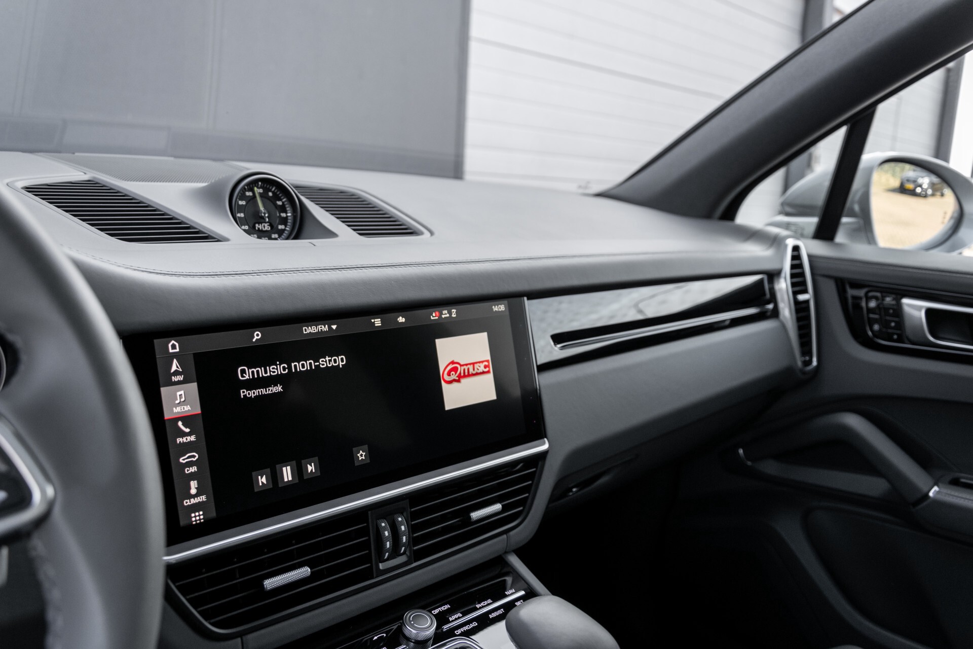 Porsche Cayenne 3.0 E-Hybrid Sport Design Luchtvering/Adaptive Cruise/Keyless/Panorama/Adaptieve stoelen Aut8 Foto 39