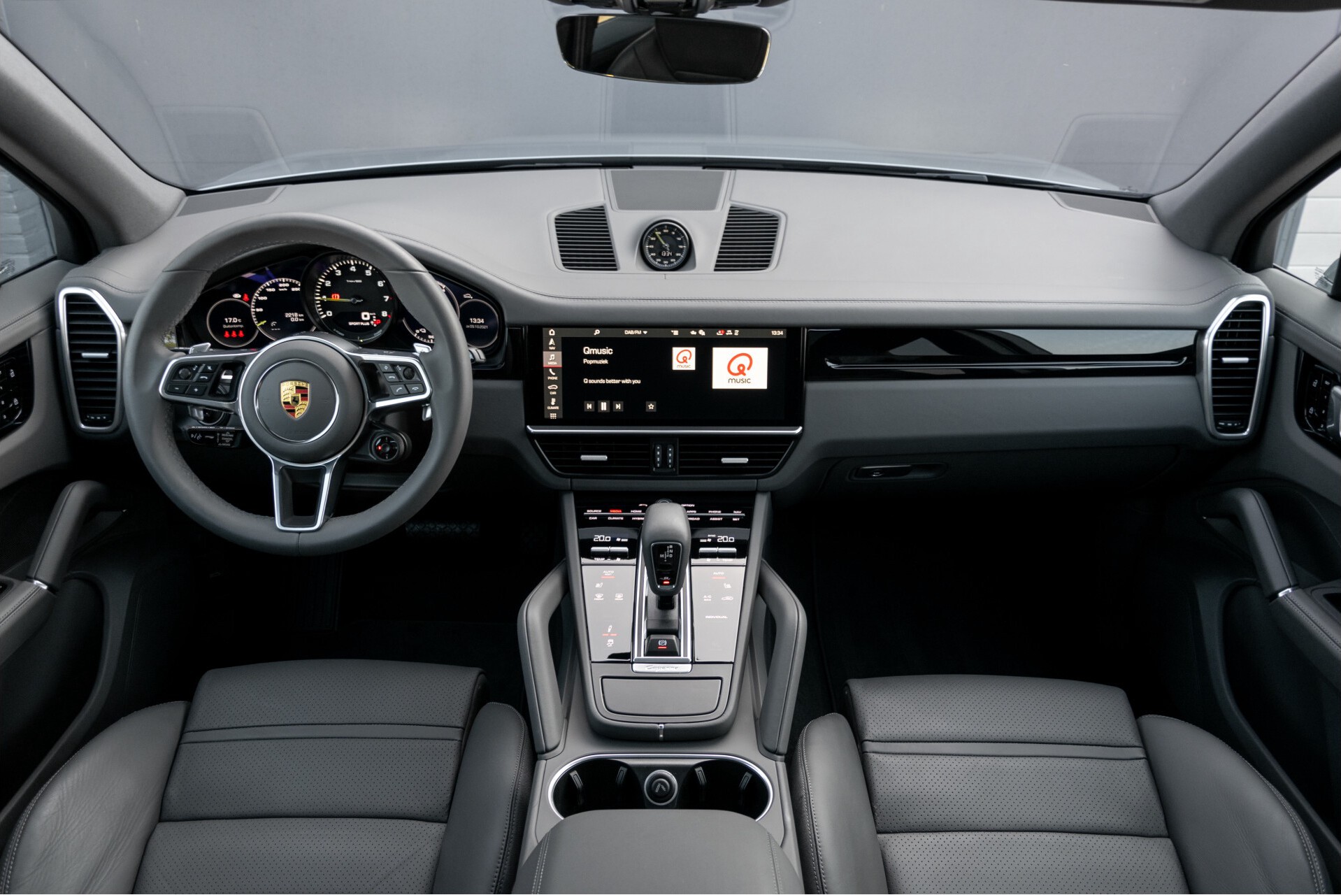 Porsche Cayenne 3.0 E-Hybrid Sport Design Luchtvering/Adaptive Cruise/Keyless/Panorama/Adaptieve stoelen Aut8 Foto 5