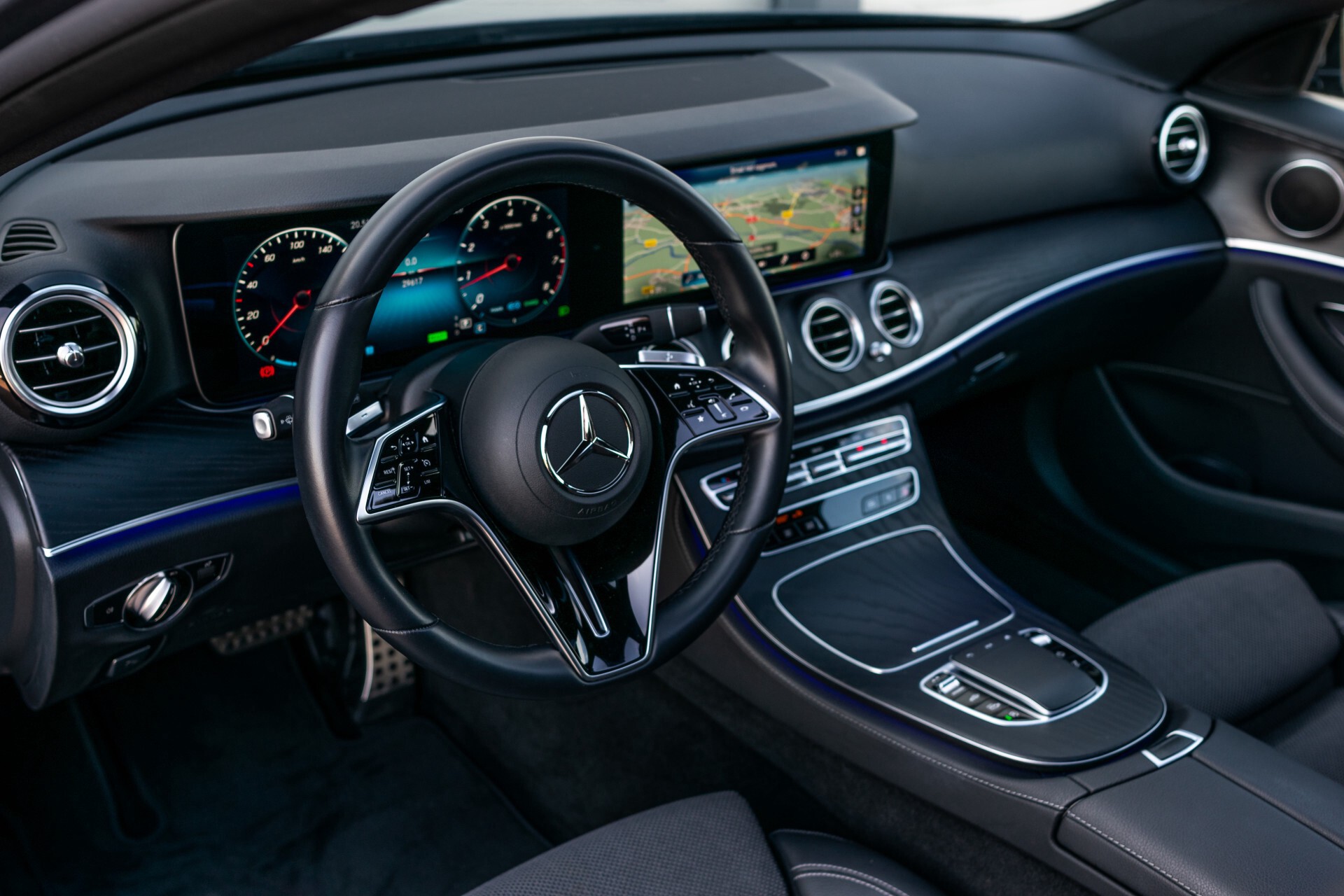 Mercedes-Benz E-Klasse Estate All-Terrain 200 4-M NIEUW MODEL | Luchtvering | MBUX | Widescreen | Schuifdak | Camera Aut9 Foto 17