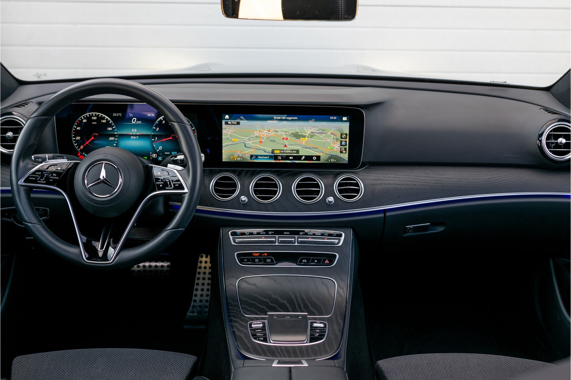 Mercedes-Benz E-Klasse Estate All-Terrain 200 4-M NIEUW MODEL | Luchtvering | MBUX | Widescreen | Schuifdak | Camera Aut9 Foto 7