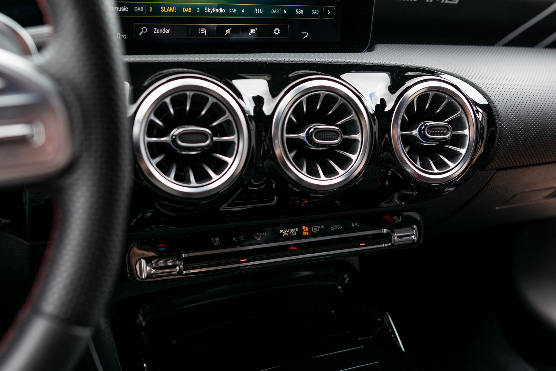 Mercedes-Benz A-Klasse A35 AMG 4M Performancestoelen | Aerodynamicapakket | 19" | Burmester | Night Foto 22