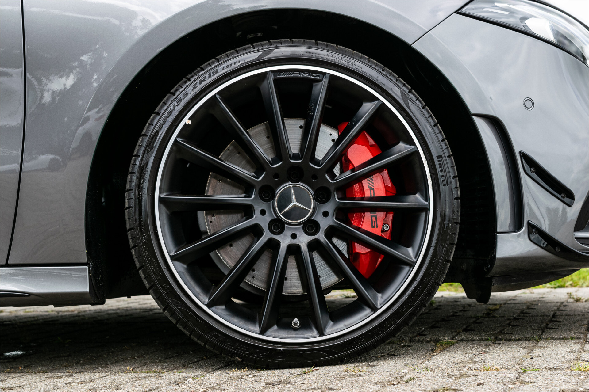 Mercedes-Benz A-Klasse A35 AMG 4M Performancestoelen | Aerodynamicapakket | 19" | Burmester | Night Foto 38