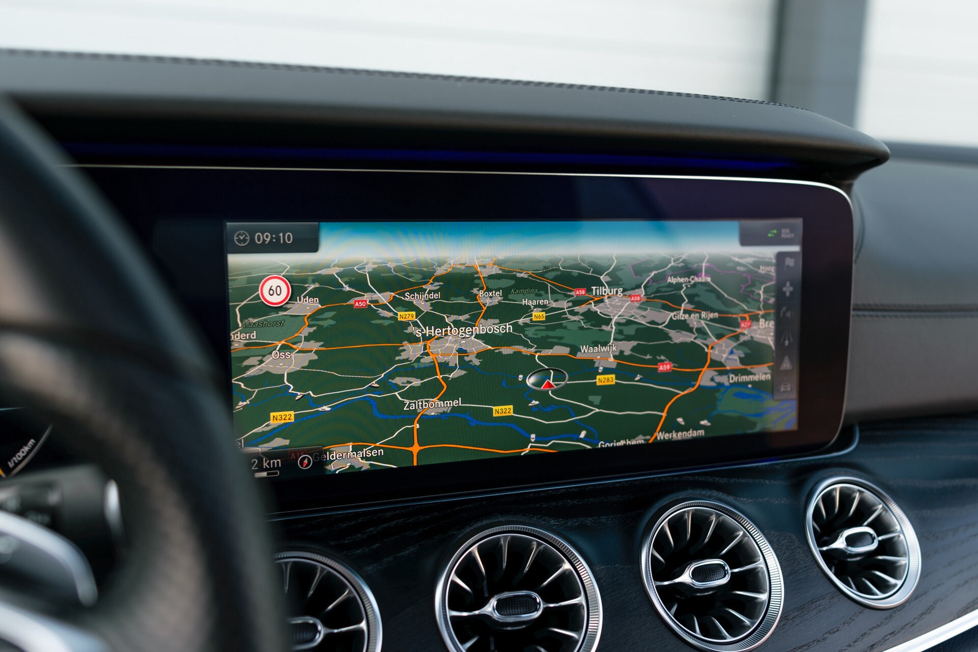 Mercedes-Benz E-Klasse Coupé 200 AMG Designo | Panorama | HUD | Burmester | 20" | NL Auto Aut9 Foto 11