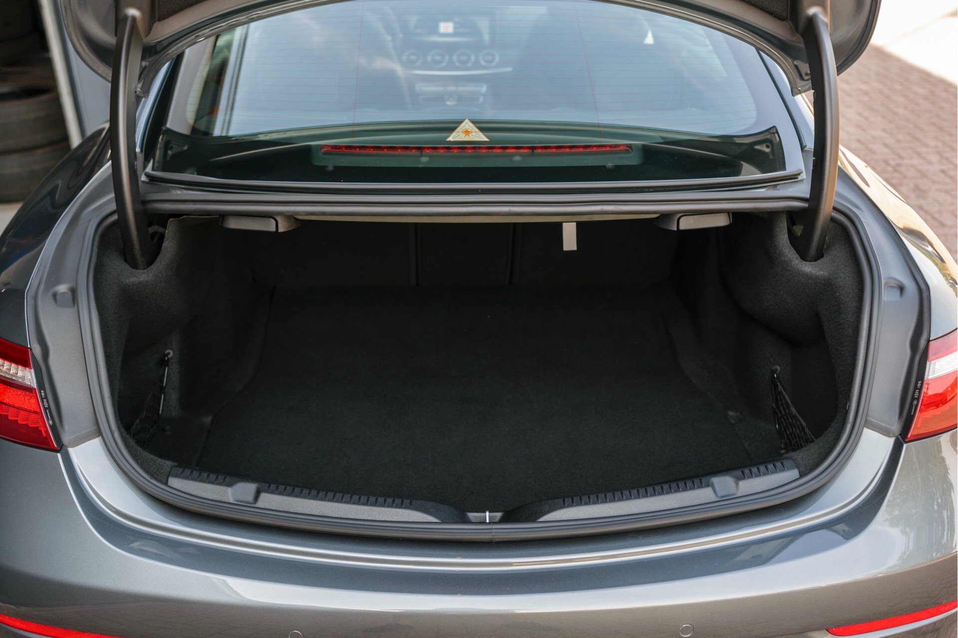 Mercedes-Benz E-Klasse Coupé 200 AMG Designo | Panorama | HUD | Burmester | 20" | NL Auto Aut9 Foto 29