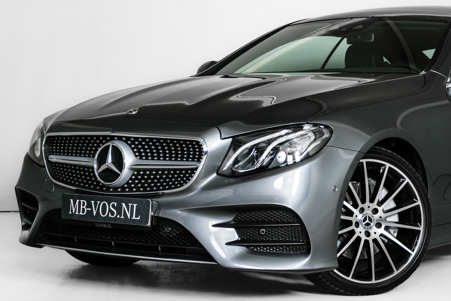 Mercedes-Benz E-Klasse Coupé 200 AMG Designo | Panorama | HUD | Burmester | 20" | NL Auto Aut9 Foto 32