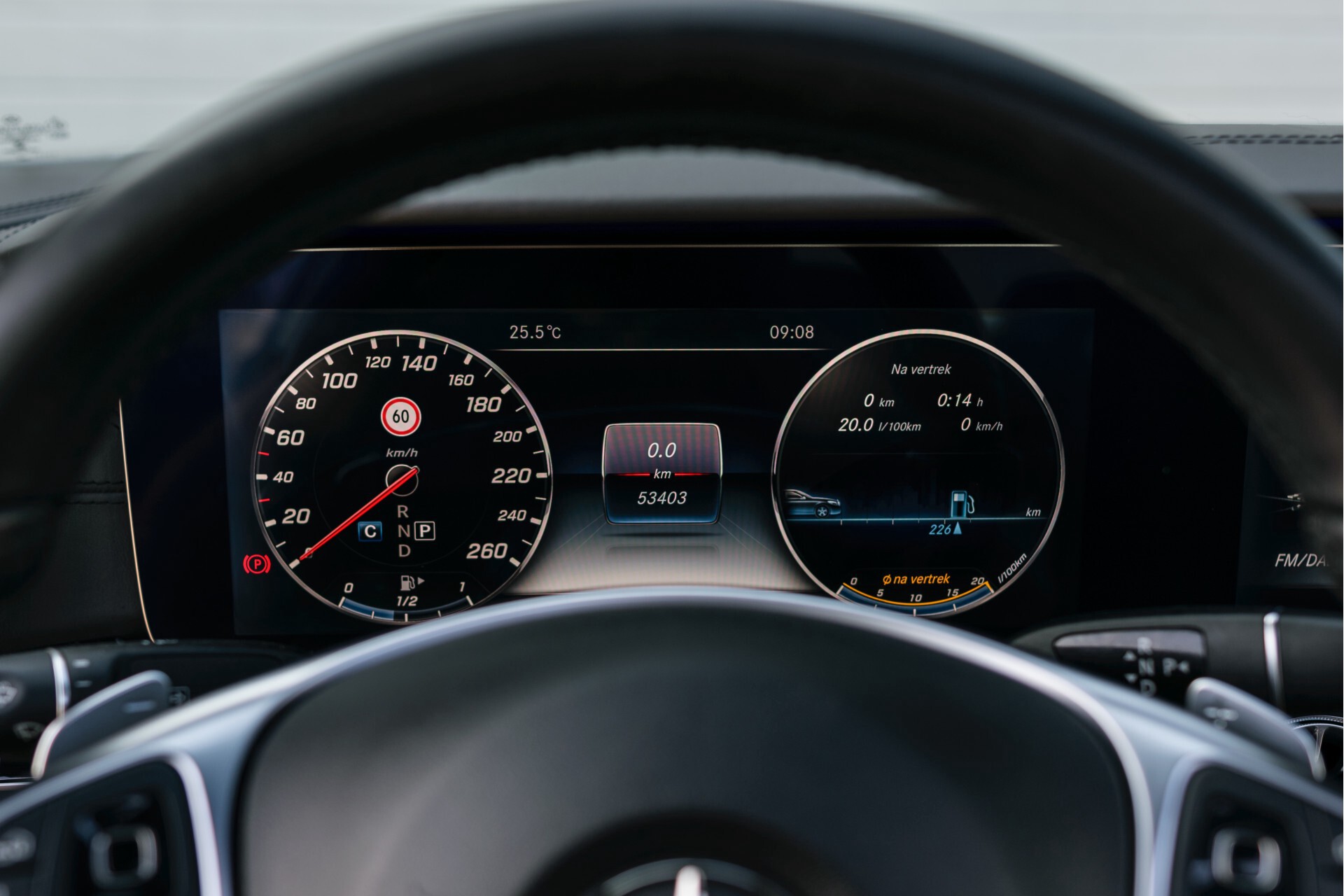 Mercedes-Benz E-Klasse Coupé 200 AMG Designo | Panorama | HUD | Burmester | 20" | NL Auto Aut9 Foto 7