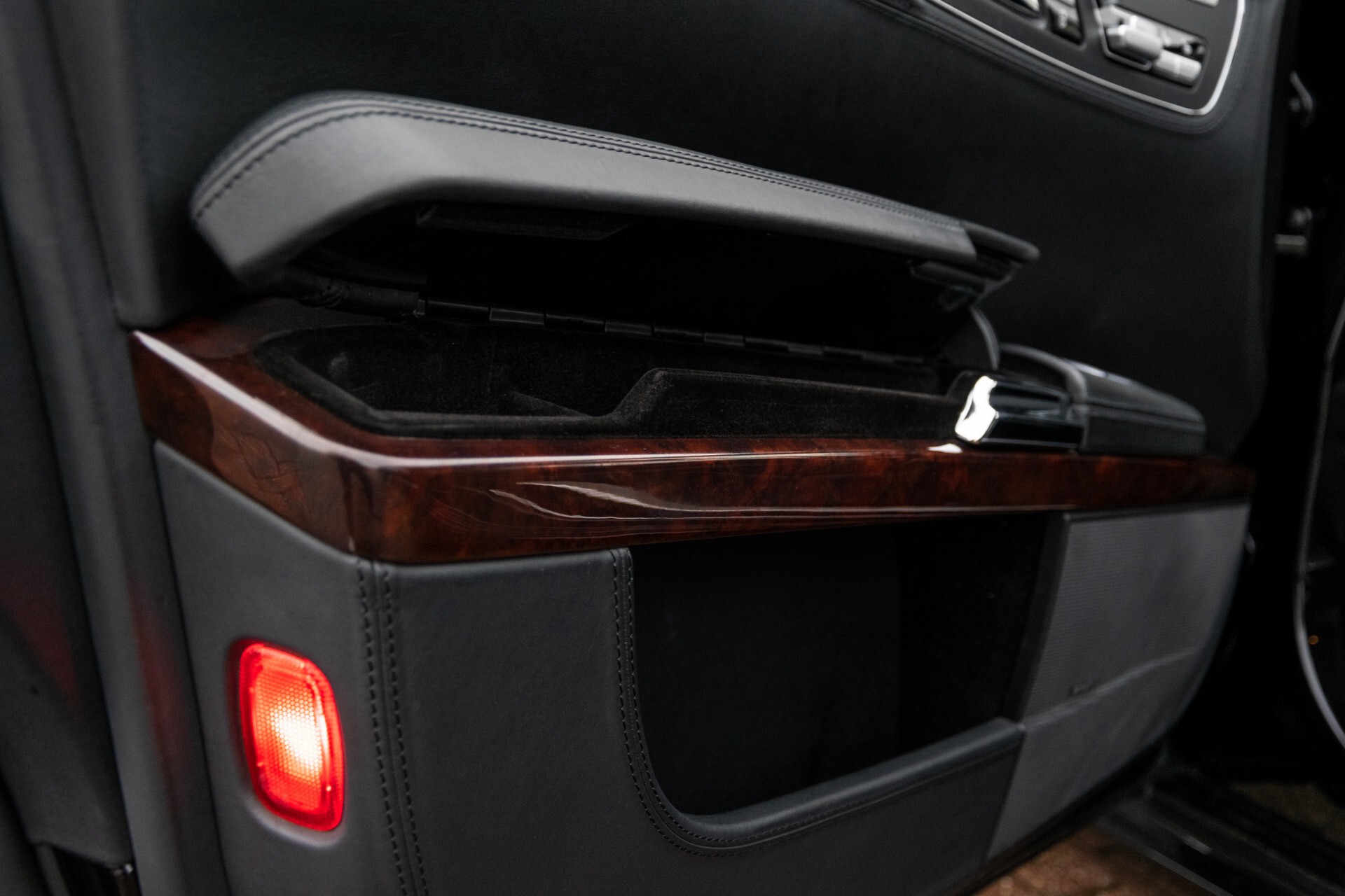 Mercedes-Benz S-Klasse 600 Lang 65 AMG Bi-Turbo Prestige Plus Aut5 . Foto 23