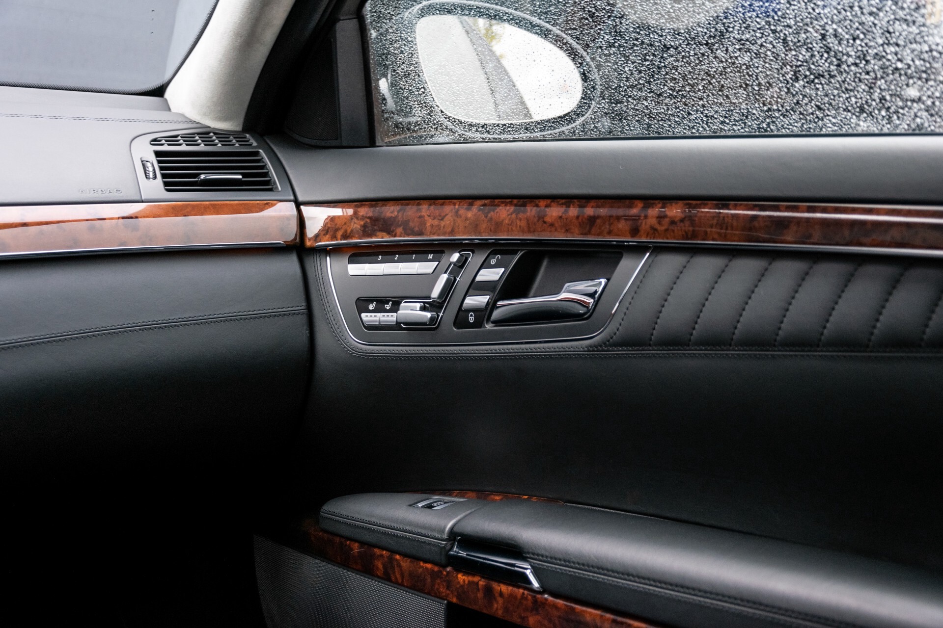 Mercedes-Benz S-Klasse 600 Lang 65 AMG Bi-Turbo Prestige Plus Aut5 . Foto 49