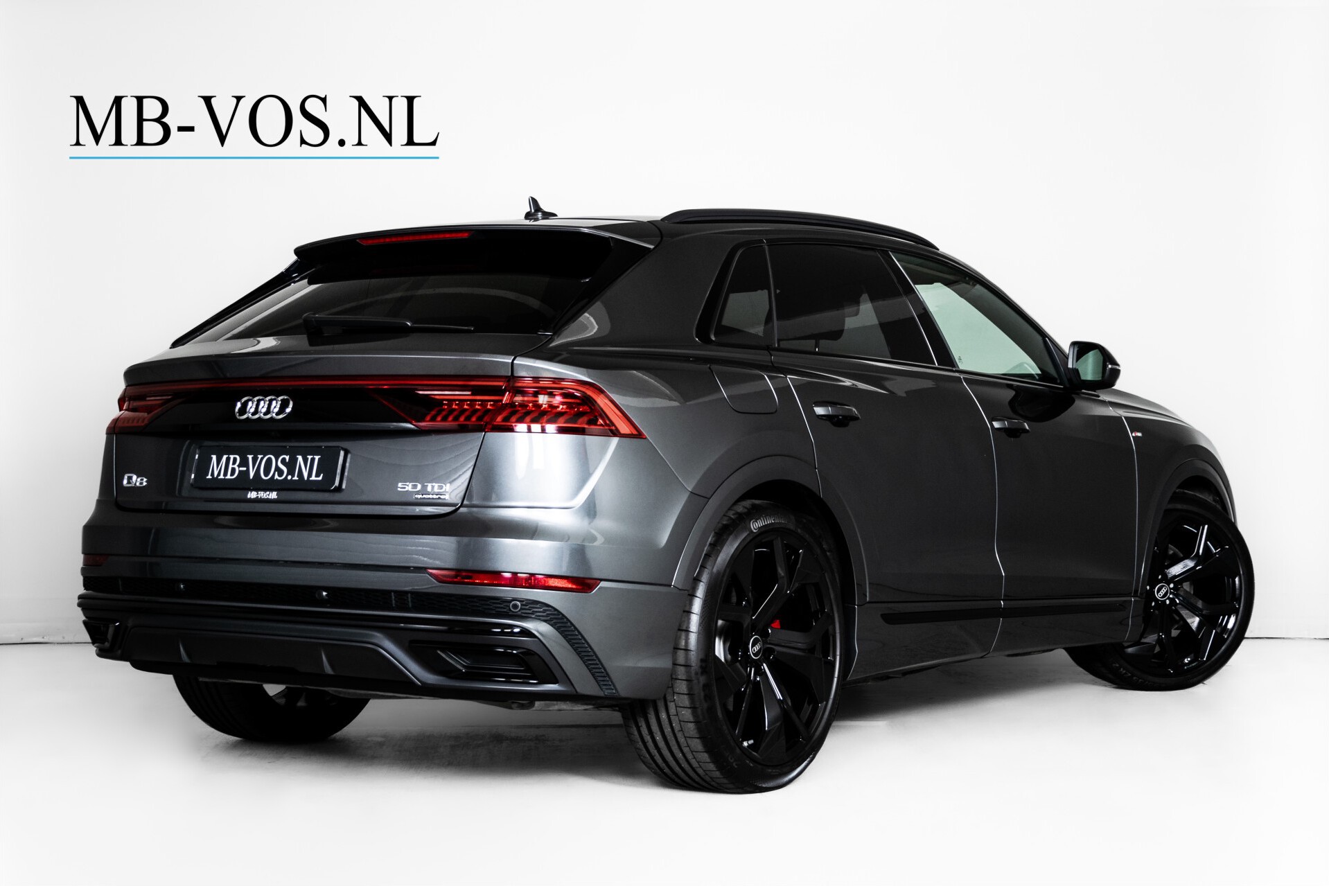 Audi Q8 50 TDI Quattro S-Line Luchtvering | AdaptiveCruise | Keyless | Matrix | HUD | Trekhaak | Garantie Aut8 Foto 2