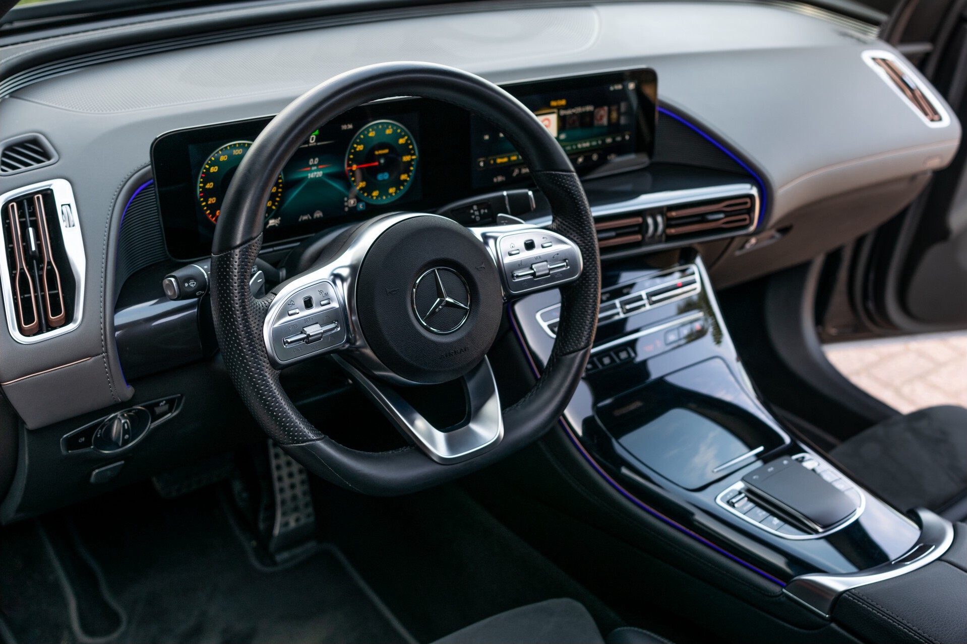 Mercedes-Benz EQC 400 4M AMG Rij-assistentie | Schuifdak | Burmester | 21"AMG | Keyless-Go Foto 22