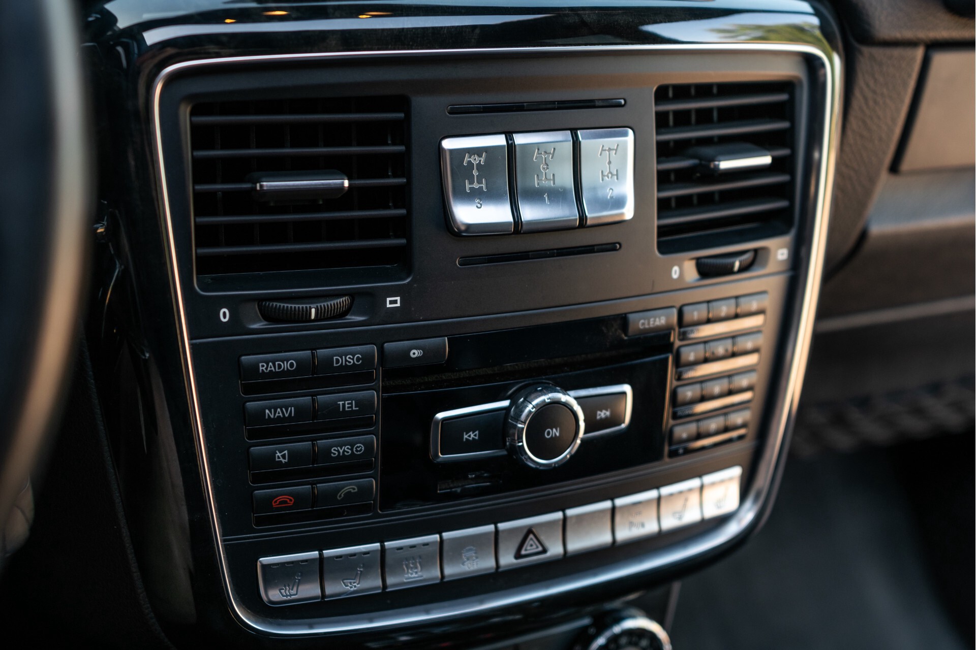 Mercedes-Benz G-Klasse 350 Bluetec VAN AMG Harman-Kardon | Dak | Trekhaak | Standkachel Aut7 Foto 17