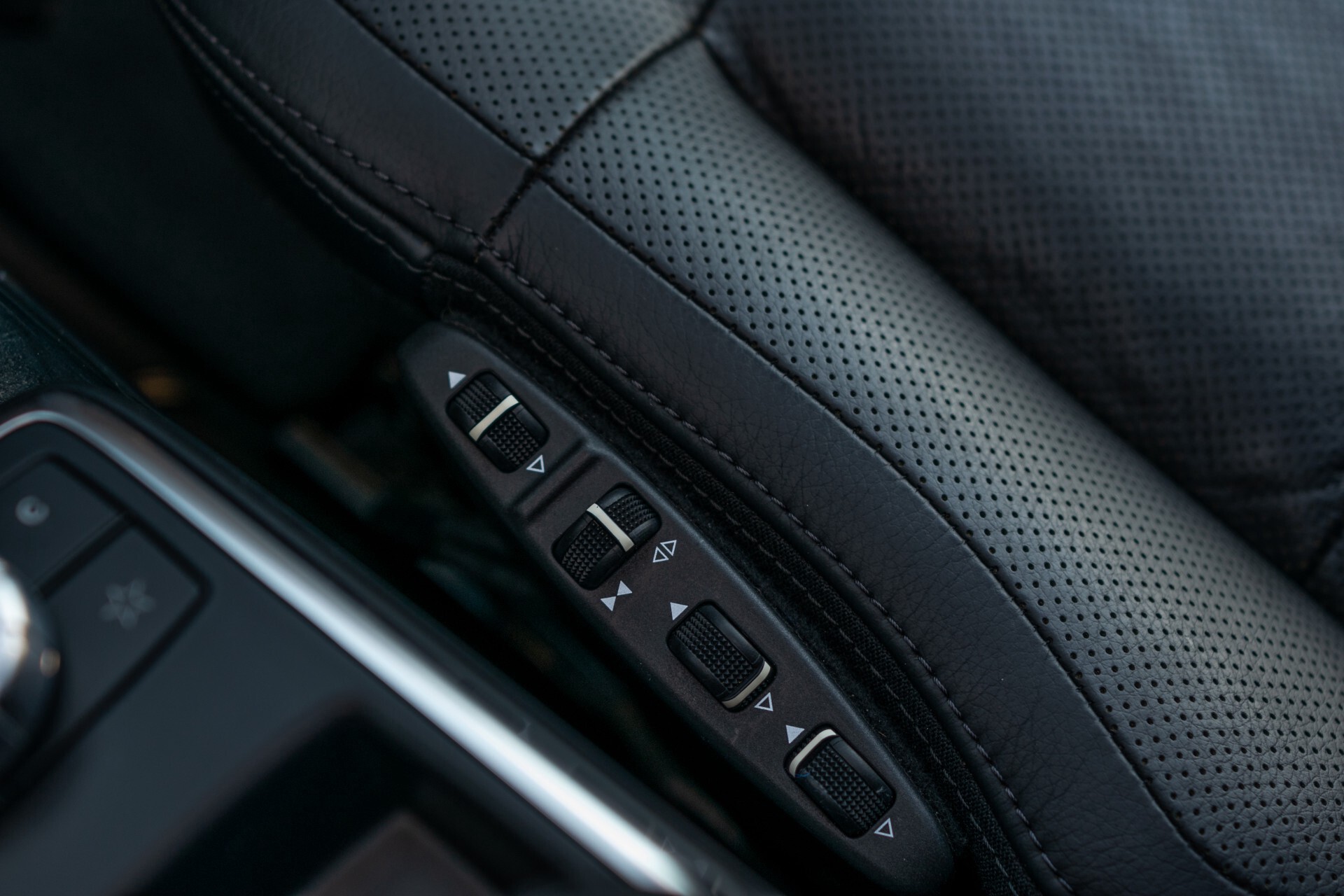 Mercedes-Benz G-Klasse 350 Bluetec VAN AMG Harman-Kardon | Dak | Trekhaak | Standkachel Aut7 Foto 18