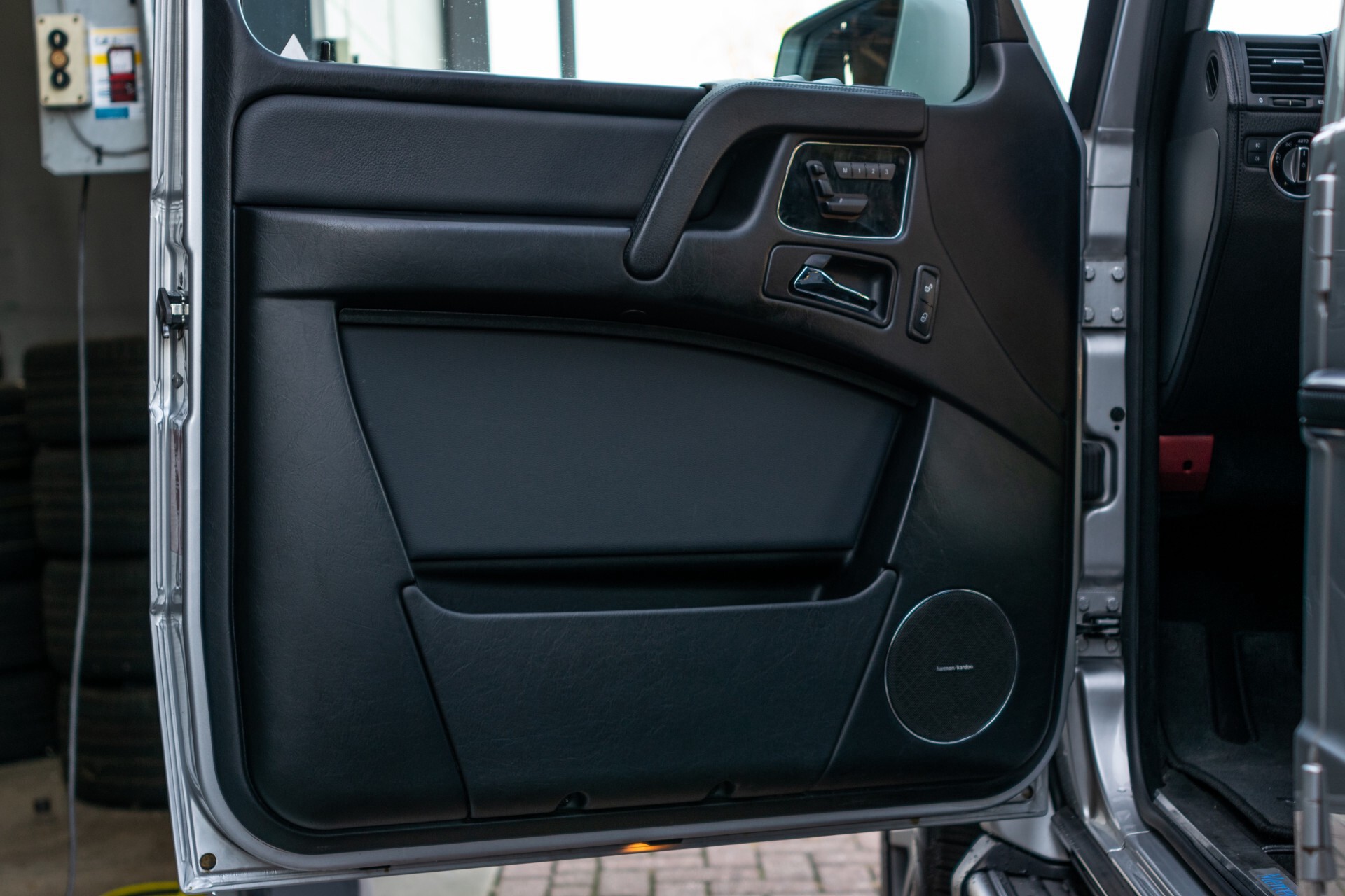 Mercedes-Benz G-Klasse 350 Bluetec VAN AMG Harman-Kardon | Dak | Trekhaak | Standkachel Aut7 Foto 9