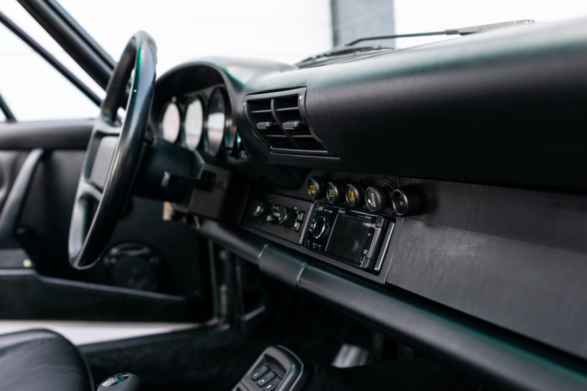 Porsche 911 3.6 Carrera 4 Coupe | Volledige Historie | 17" | Leder | Airconditioning | Sportuitlaat Foto 10