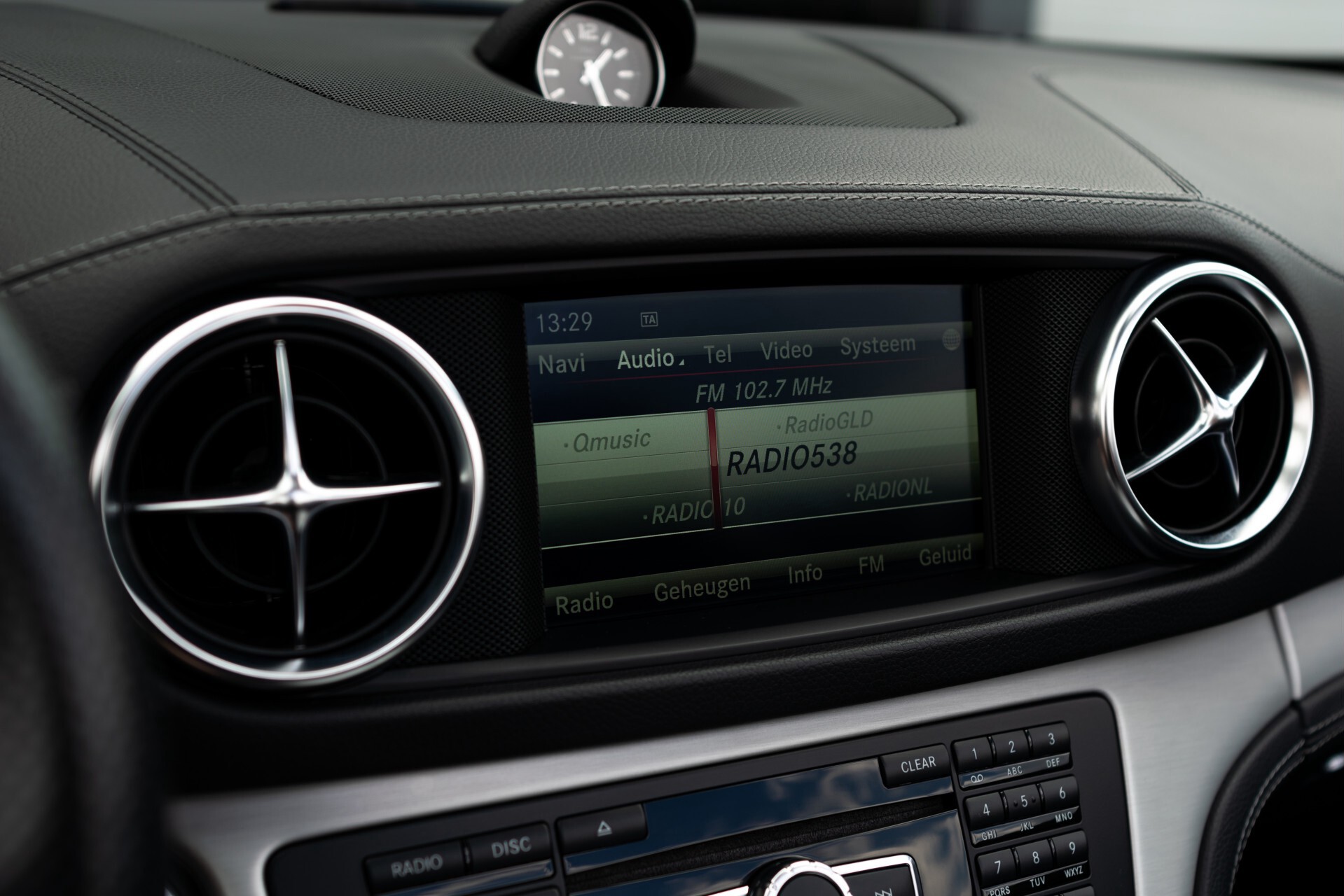 Mercedes-Benz SL-Klasse 63 AMG Magic Sky | Drivers Package | Massage | Rij-assistentie | Keyless | Aut7 Foto 11