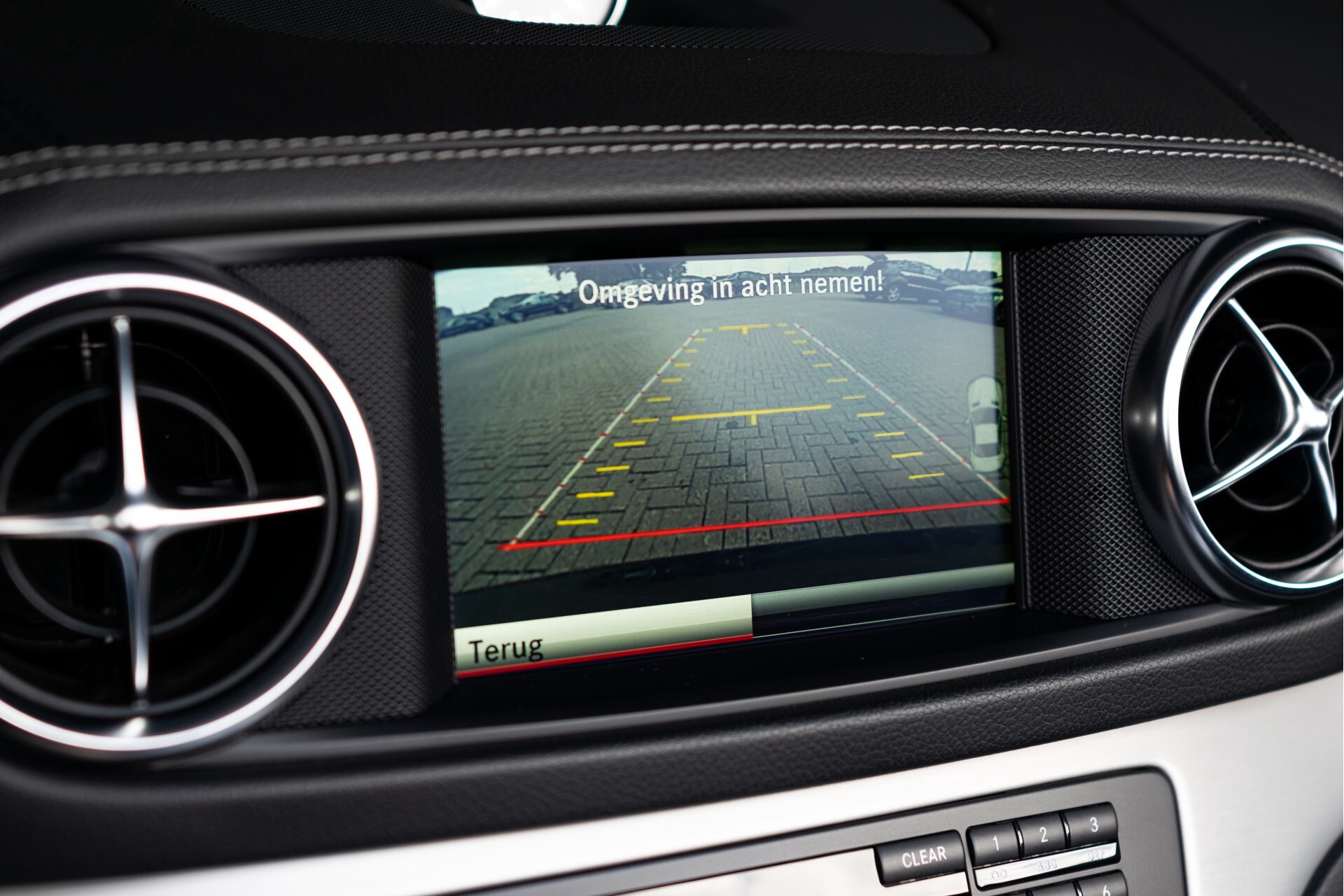 Mercedes-Benz SL-Klasse 63 AMG Magic Sky | Drivers Package | Massage | Rij-assistentie | Keyless | Aut7 Foto 22