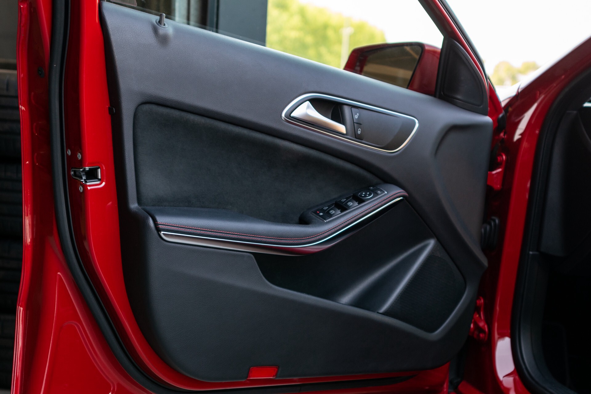 Mercedes-Benz A-Klasse 180 AMG Camera | LED | Media Display | Keyless | Stoelverwarming | Aut7 Foto 11