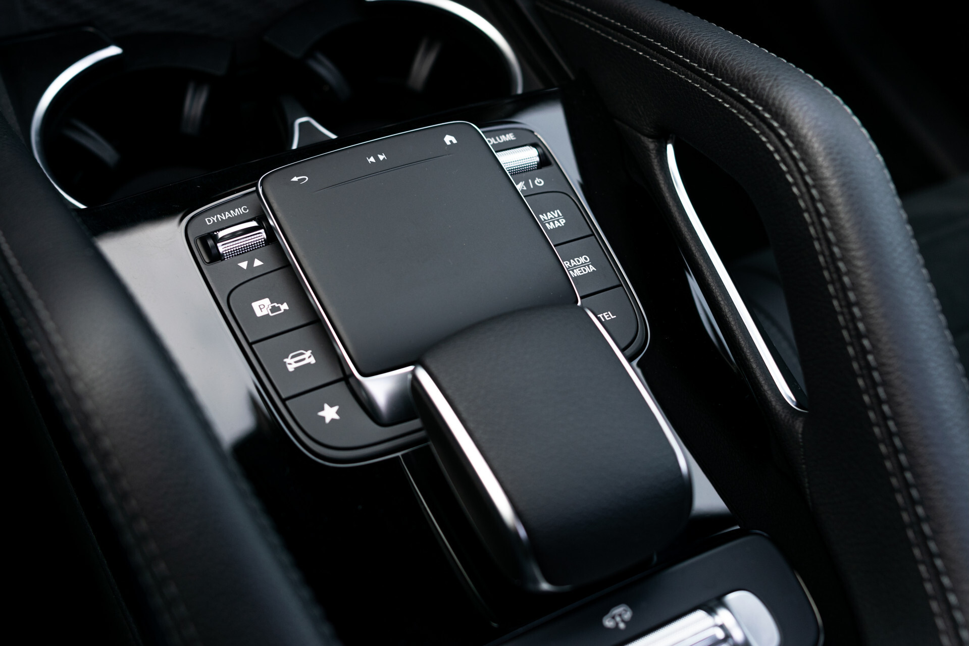 Mercedes-Benz GLE 350 e 4-M Luchtvering | AMG | Trekhaak | Keyless | Adaptive Cruise | Burmester | Night Aut9 Foto 29