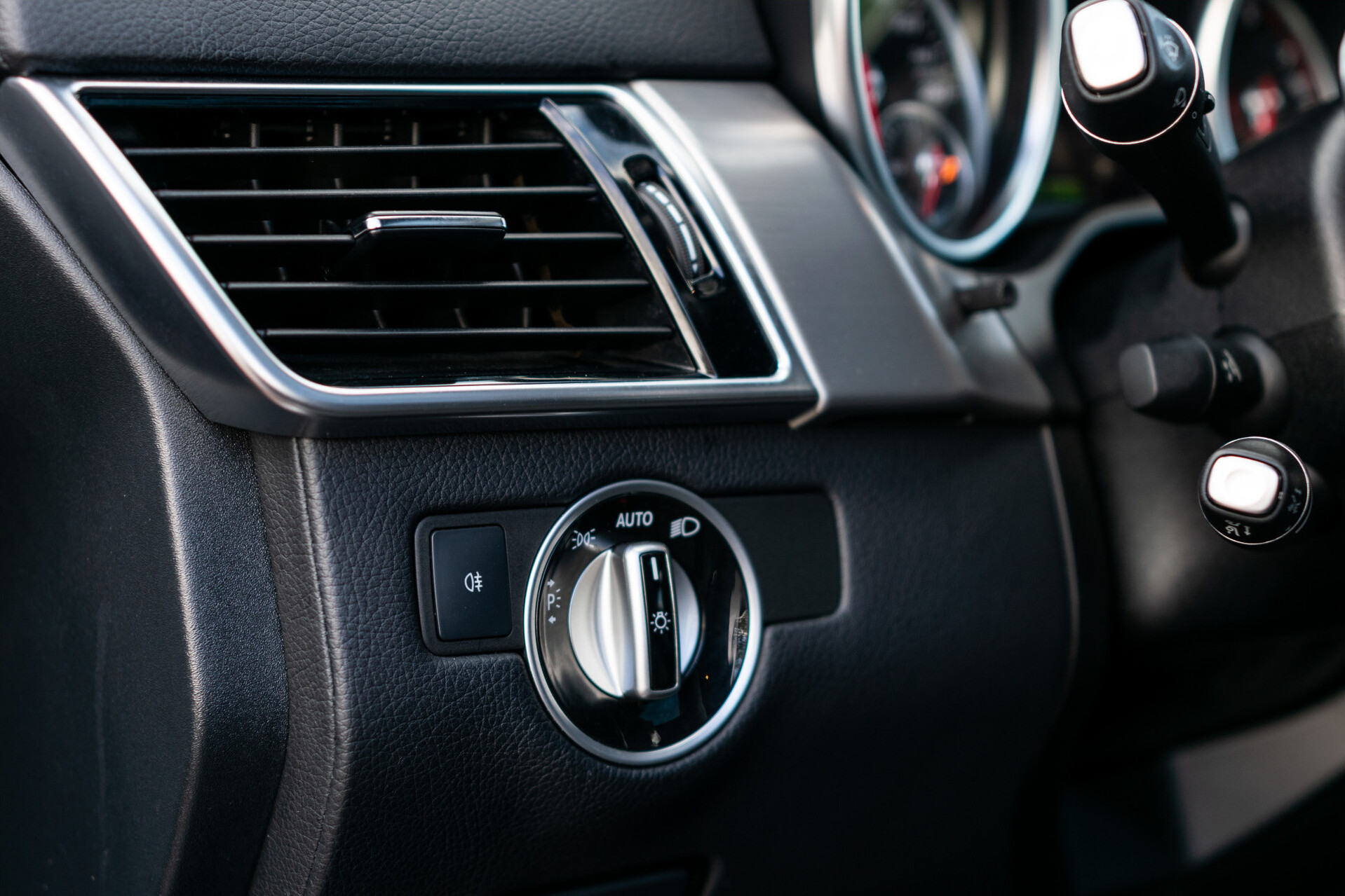 Mercedes-Benz GLE 500 e 4-M Luchtvering | Rij-assistentie | Keyless | Harman-Kardon | Softclose | Mem Aut7 Foto 19