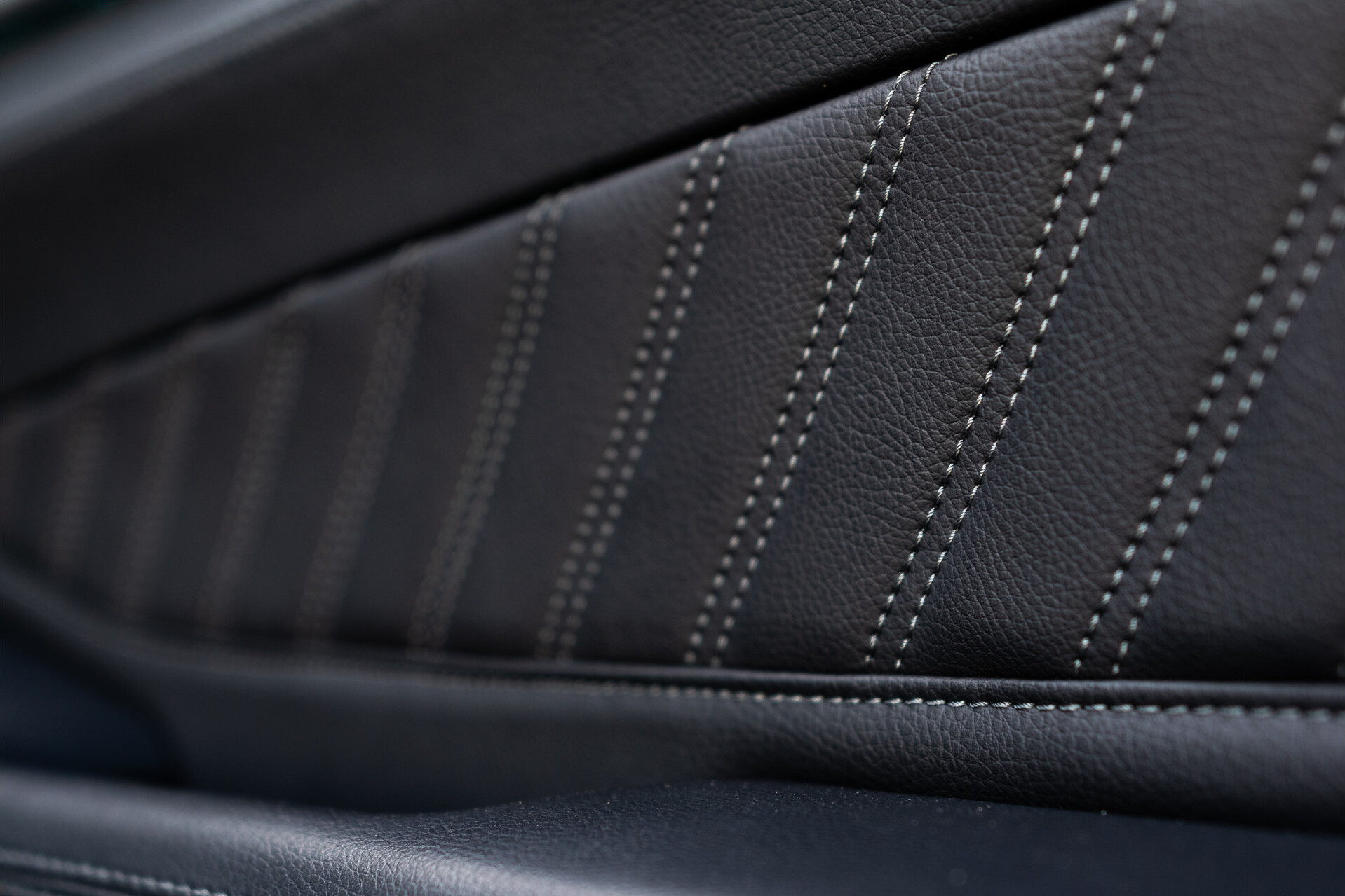 Mercedes-Benz GLE 500 e 4-M Luchtvering | Rij-assistentie | Keyless | Harman-Kardon | Softclose | Mem Aut7 Foto 23