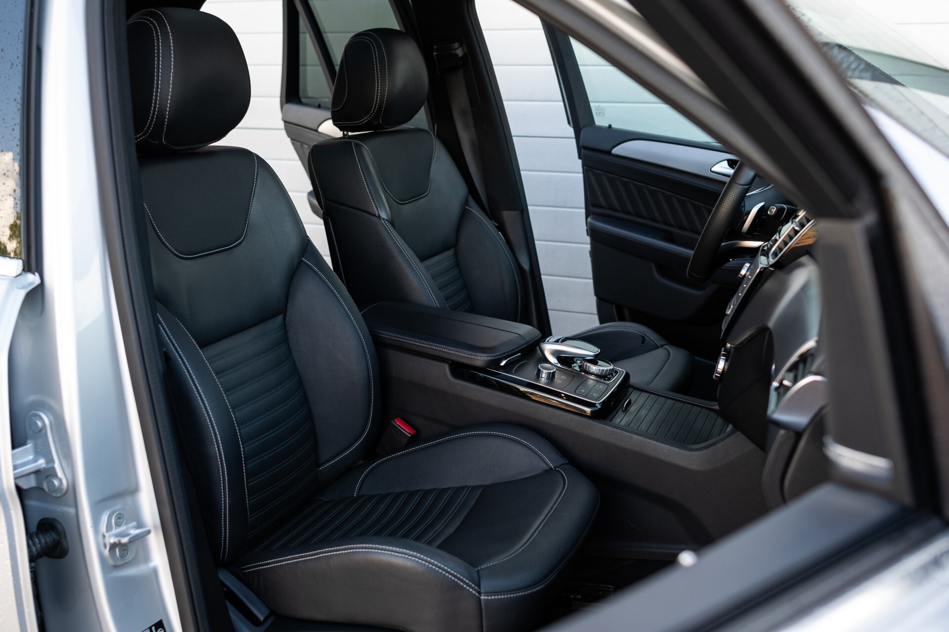 Mercedes-Benz GLE 500 e 4-M Luchtvering | Rij-assistentie | Keyless | Harman-Kardon | Softclose | Mem Aut7 Foto 3