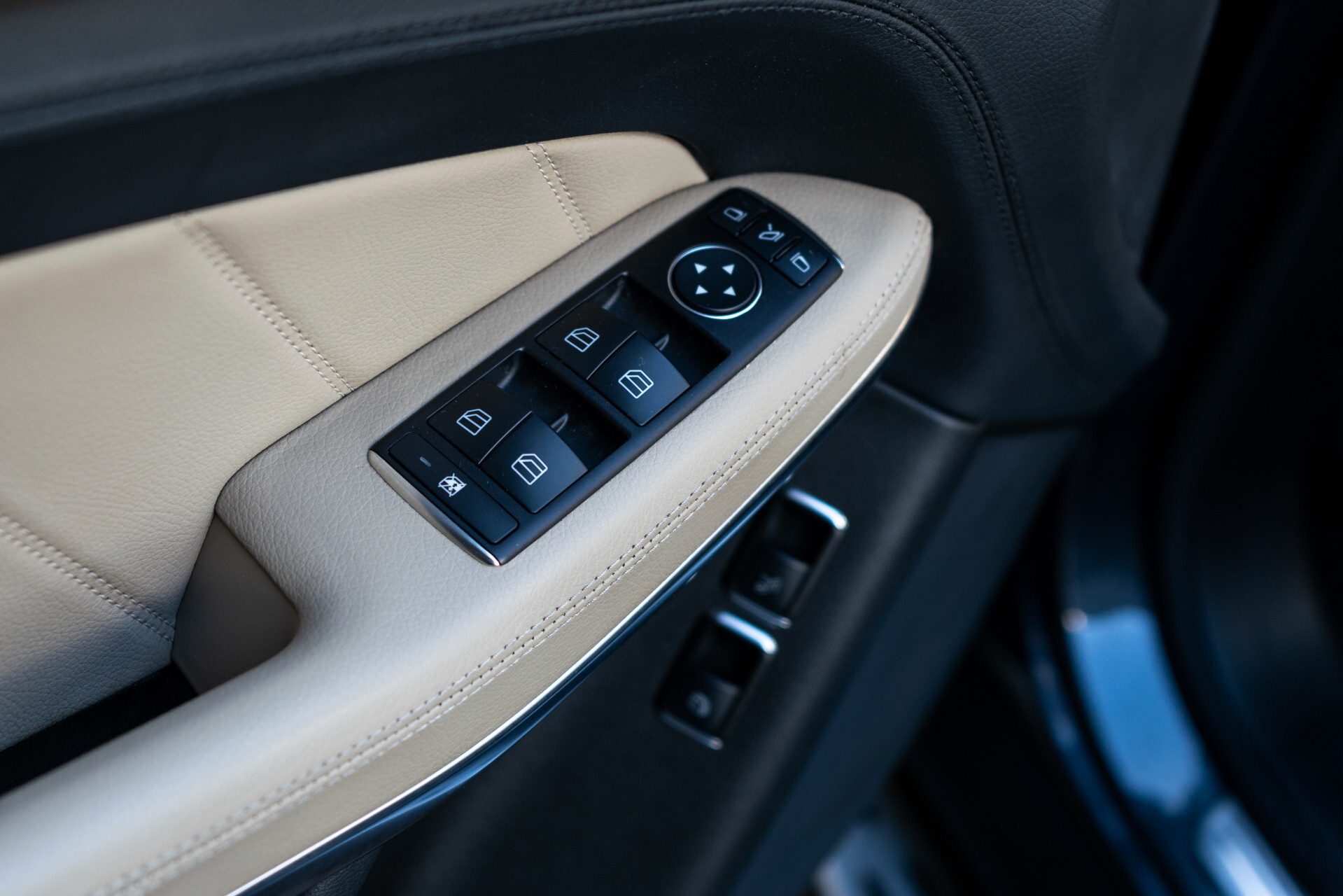 Mercedes-Benz GL-Klasse 350 Bluetec 4-M AMG | Rij-assistentie | Keyless | Massage | Entertainment | Active Curve | Sound Aut7 Foto 15