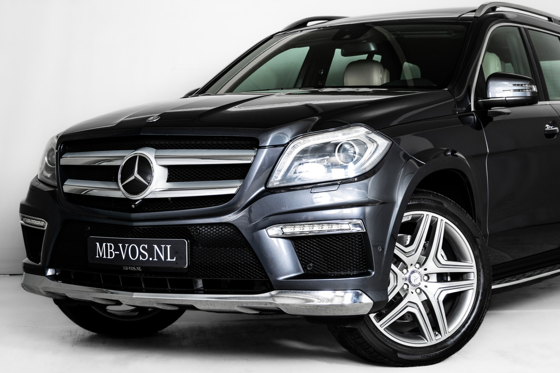 Mercedes-Benz GL-Klasse 350 Bluetec 4-M AMG | Rij-assistentie | Keyless | Massage | Entertainment | Active Curve | Sound Aut7 Foto 34