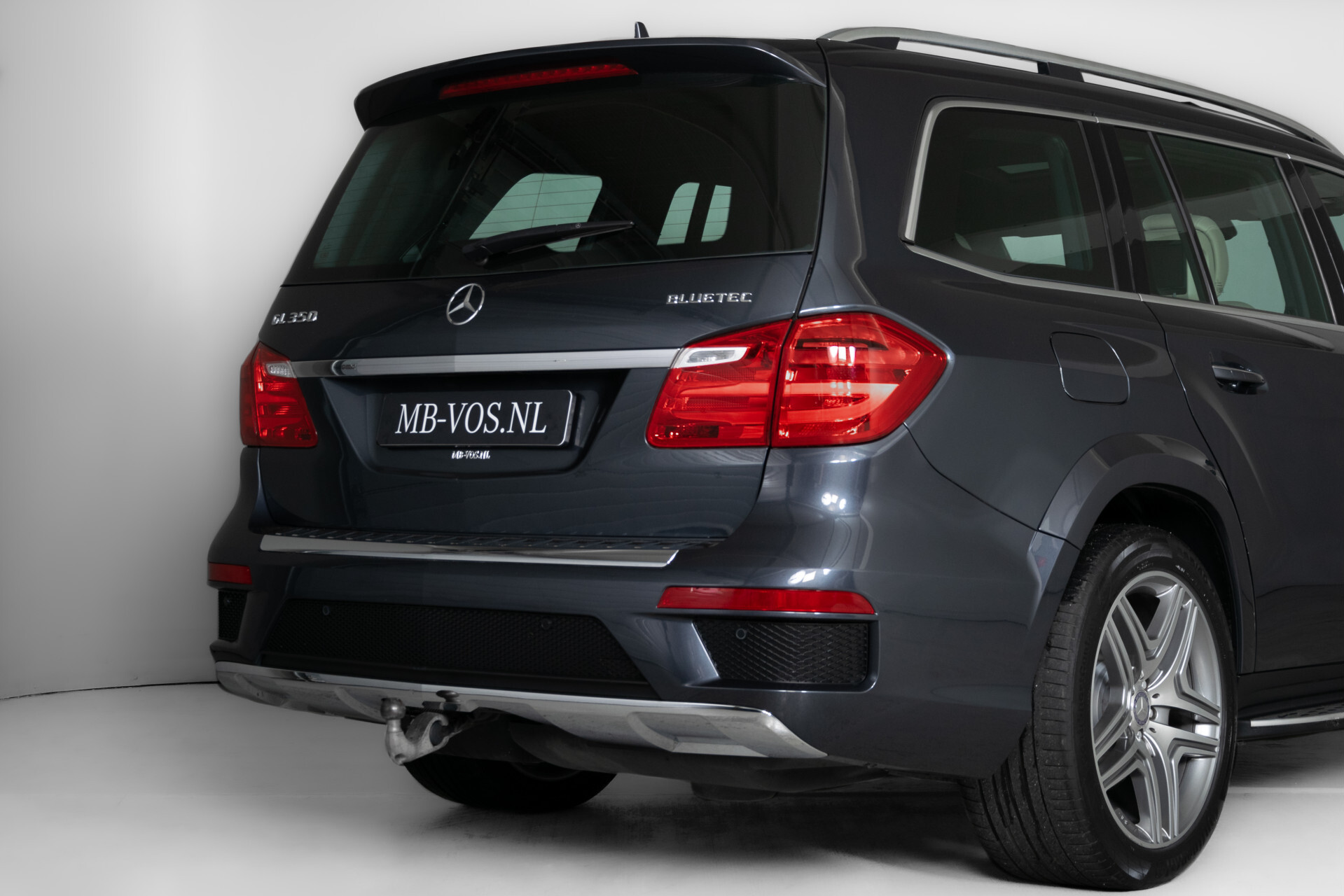 Mercedes-Benz GL-Klasse 350 Bluetec 4-M AMG | Rij-assistentie | Keyless | Massage | Entertainment | Active Curve | Sound Aut7 Foto 35