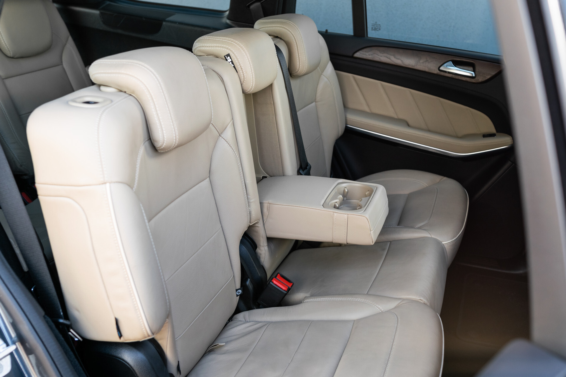 Mercedes-Benz GL-Klasse 350 Bluetec 4-M AMG | Rij-assistentie | Keyless | Massage | Entertainment | Active Curve | Sound Aut7 Foto 4