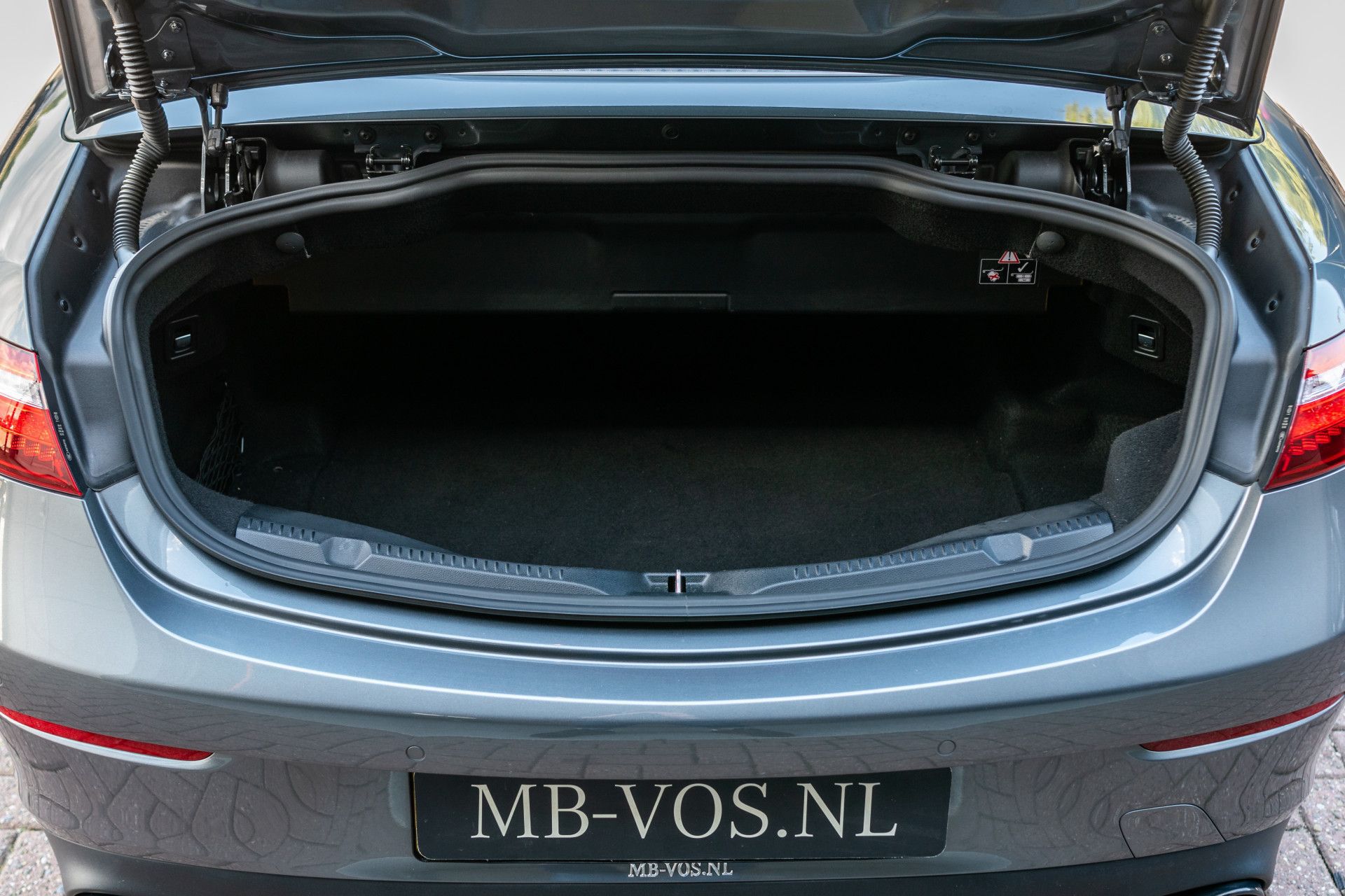 Mercedes-Benz E-Klasse Cabrio 53 AMG 4-M Night | Massage | Rij-assistentie | Keyless | HUD | Burmester | Standkachel Aut9 Foto 38