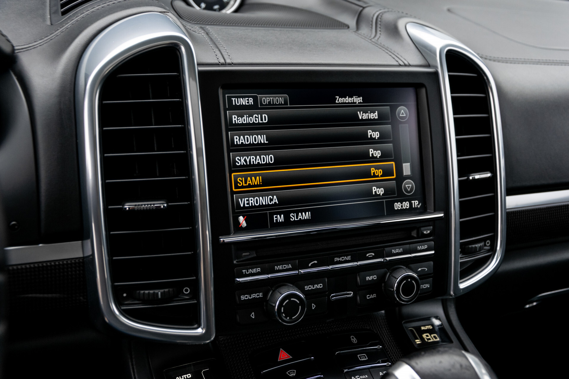 Porsche Cayenne 4.8 Turbo Ceramic | Akrapovic | Carbon | Burmester | Exclusive Aut8 Foto 15