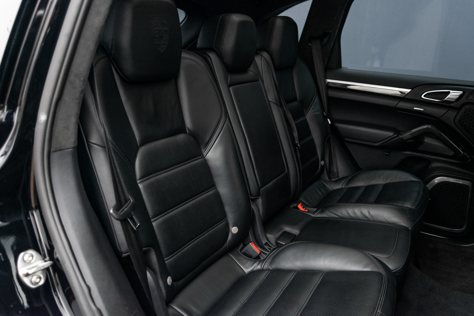 Porsche Cayenne 4.8 Turbo Ceramic | Akrapovic | Carbon | Burmester | Exclusive Aut8 Foto 4