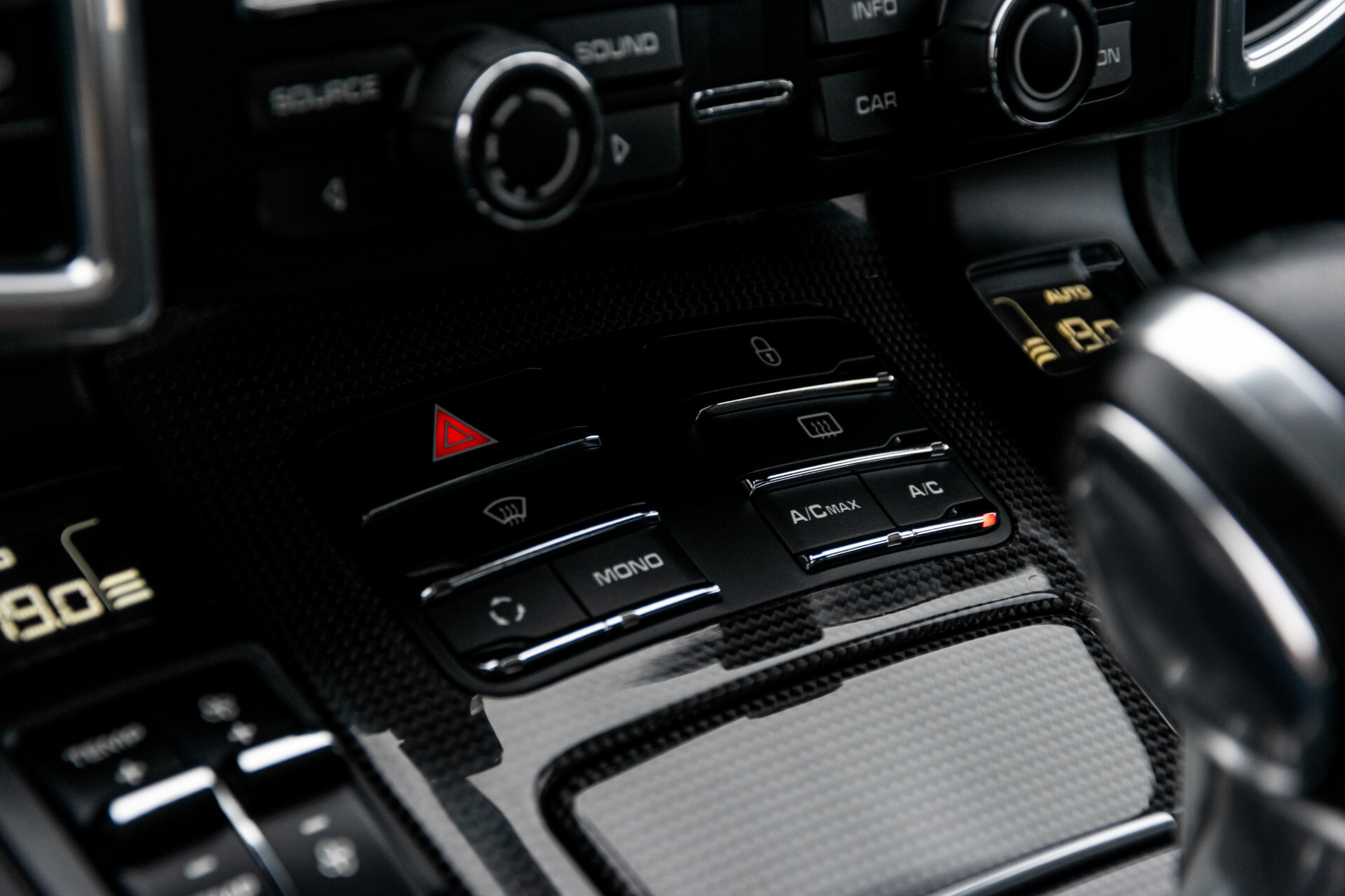 Porsche Cayenne 4.8 Turbo Ceramic | Akrapovic | Carbon | Burmester | Exclusive Aut8 Foto 43