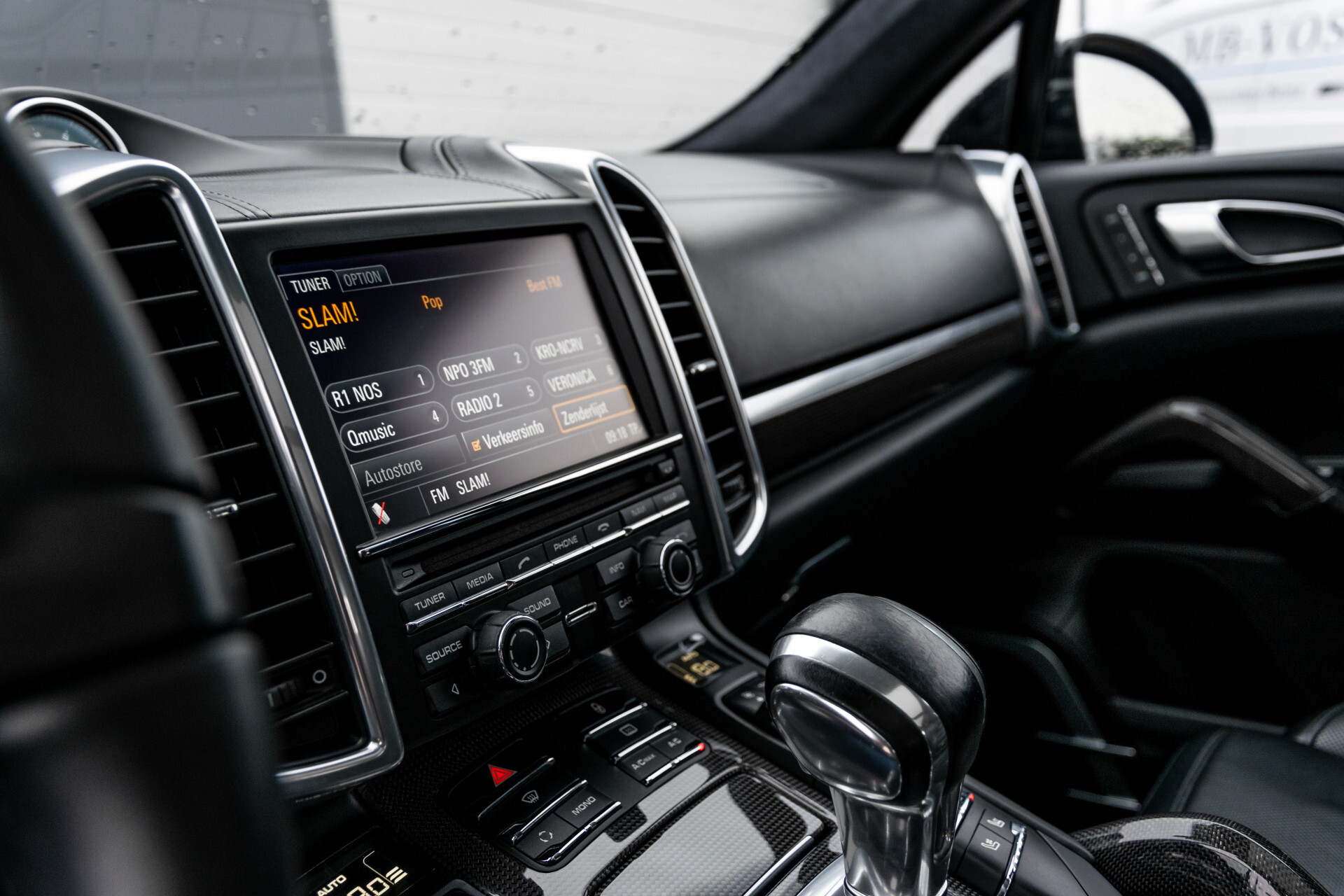 Porsche Cayenne 4.8 Turbo Ceramic | Akrapovic | Carbon | Burmester | Exclusive Aut8 Foto 44