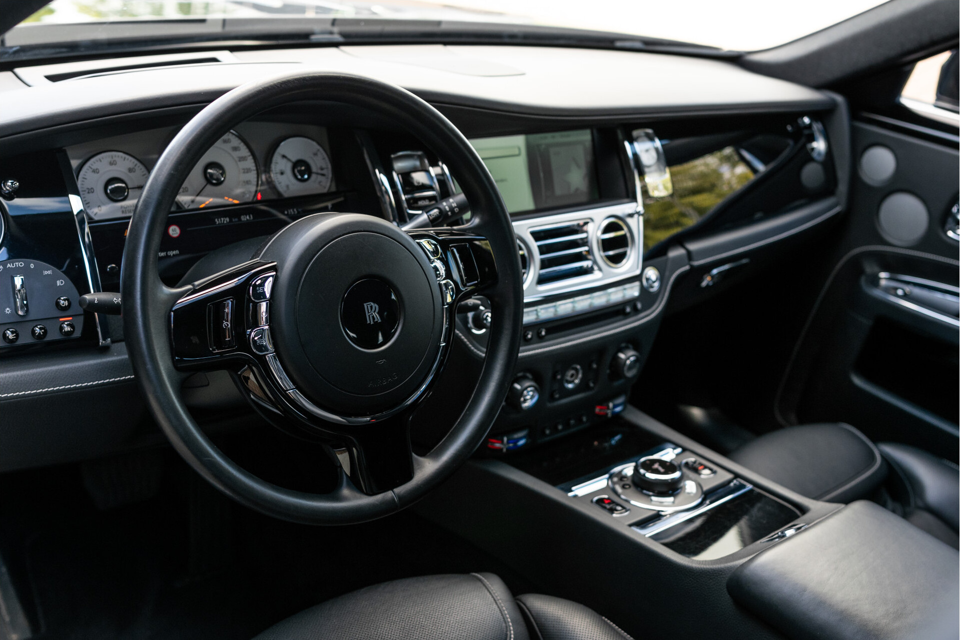 Rolls-Royce Ghost Series II 6.6 V12 Entertainment/HUD | 21" | DAB | Klaptafels | Driving Assistant Aut Foto 5