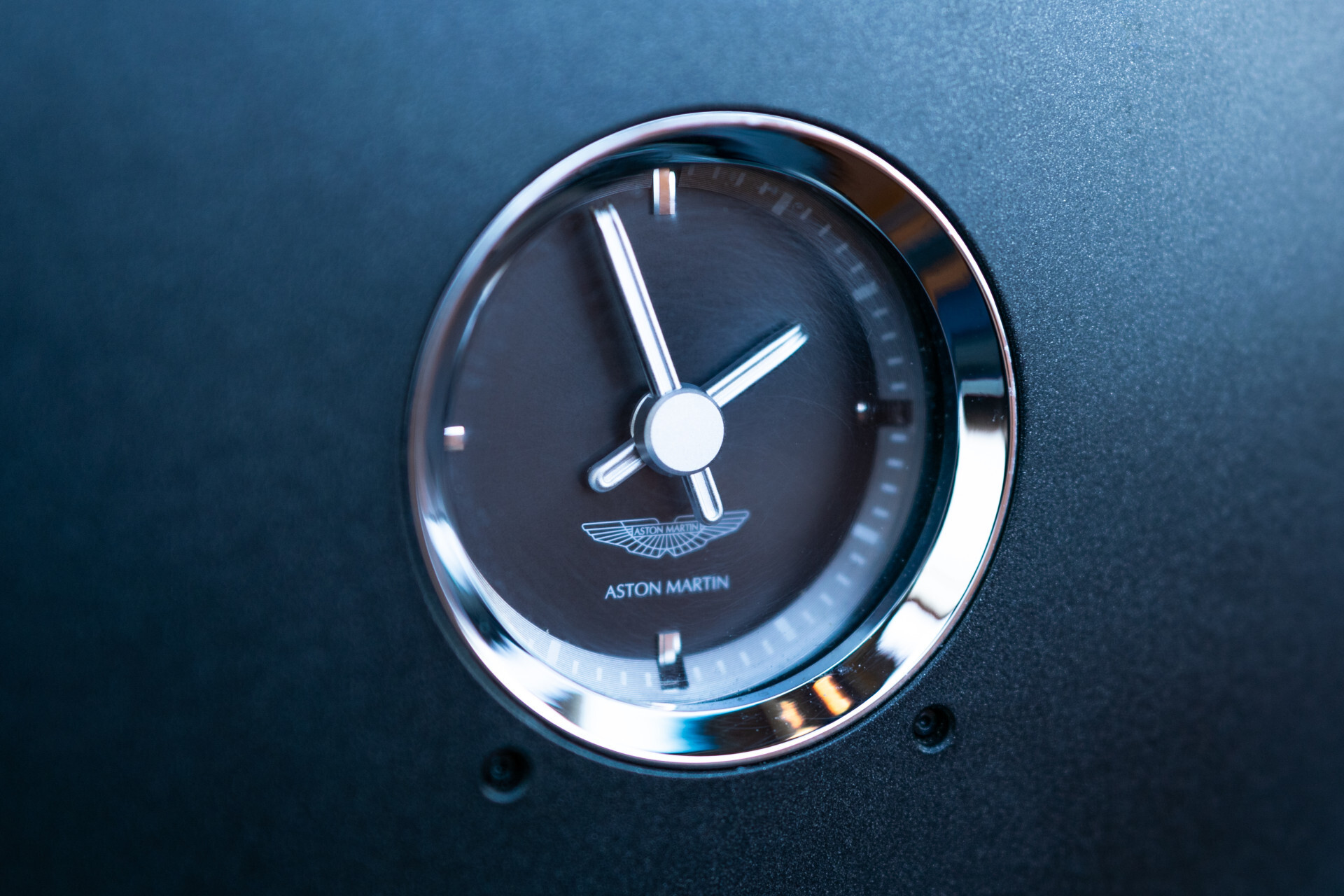 Aston Martin V8 Vantage Roadster 4.3 V8 Sportshift Dealer onderhouden | Full options Foto 17