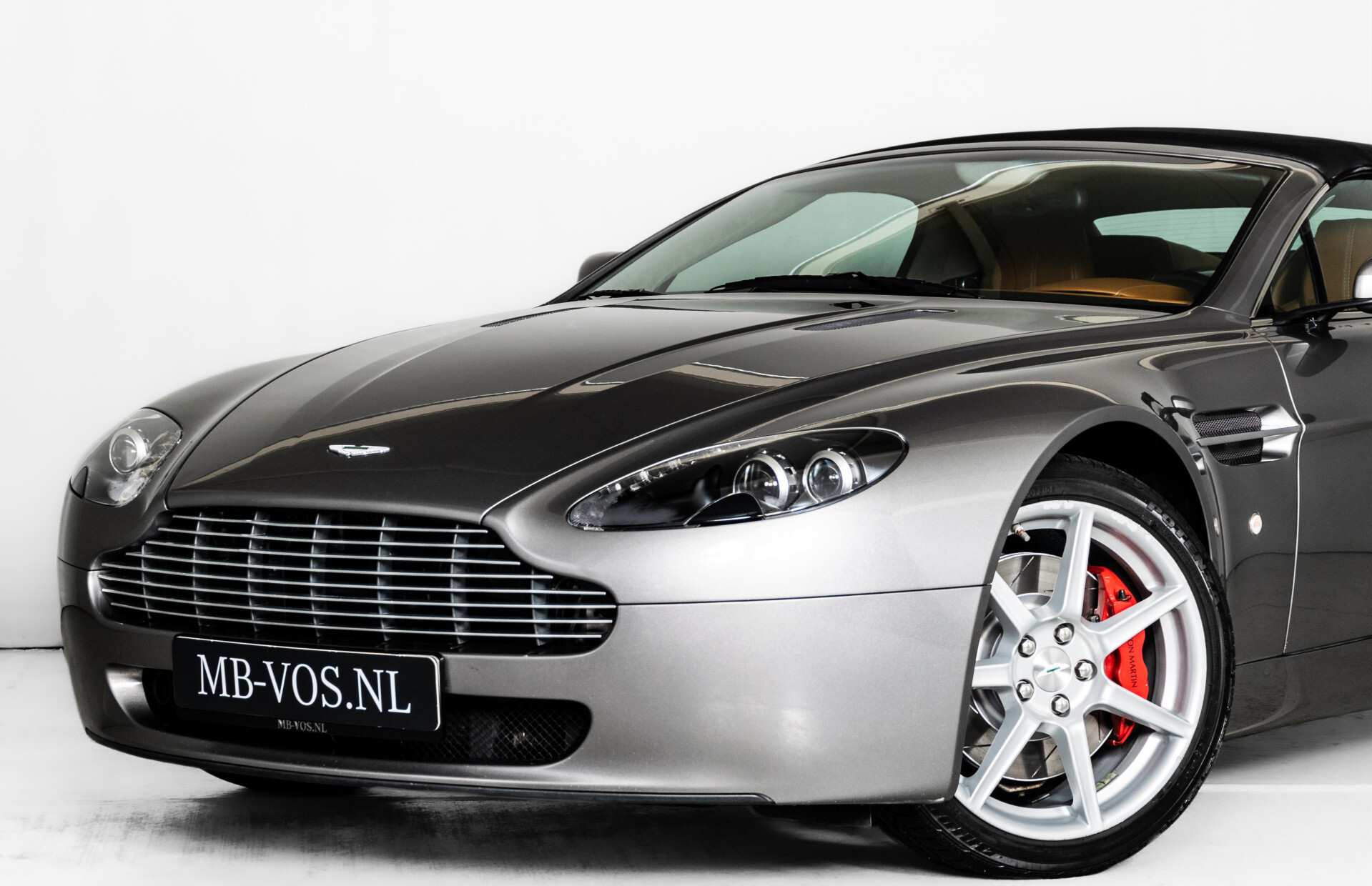 Aston Martin V8 Vantage Roadster 4.3 V8 Sportshift Dealer onderhouden | Full options Foto 25