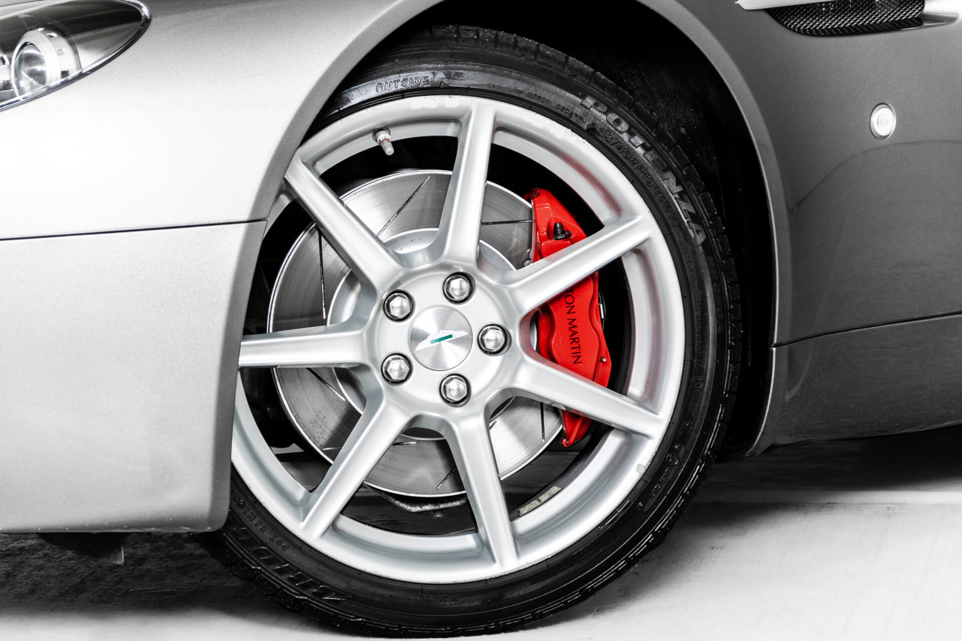 Aston Martin V8 Vantage Roadster 4.3 V8 Sportshift Dealer onderhouden | Full options Foto 27