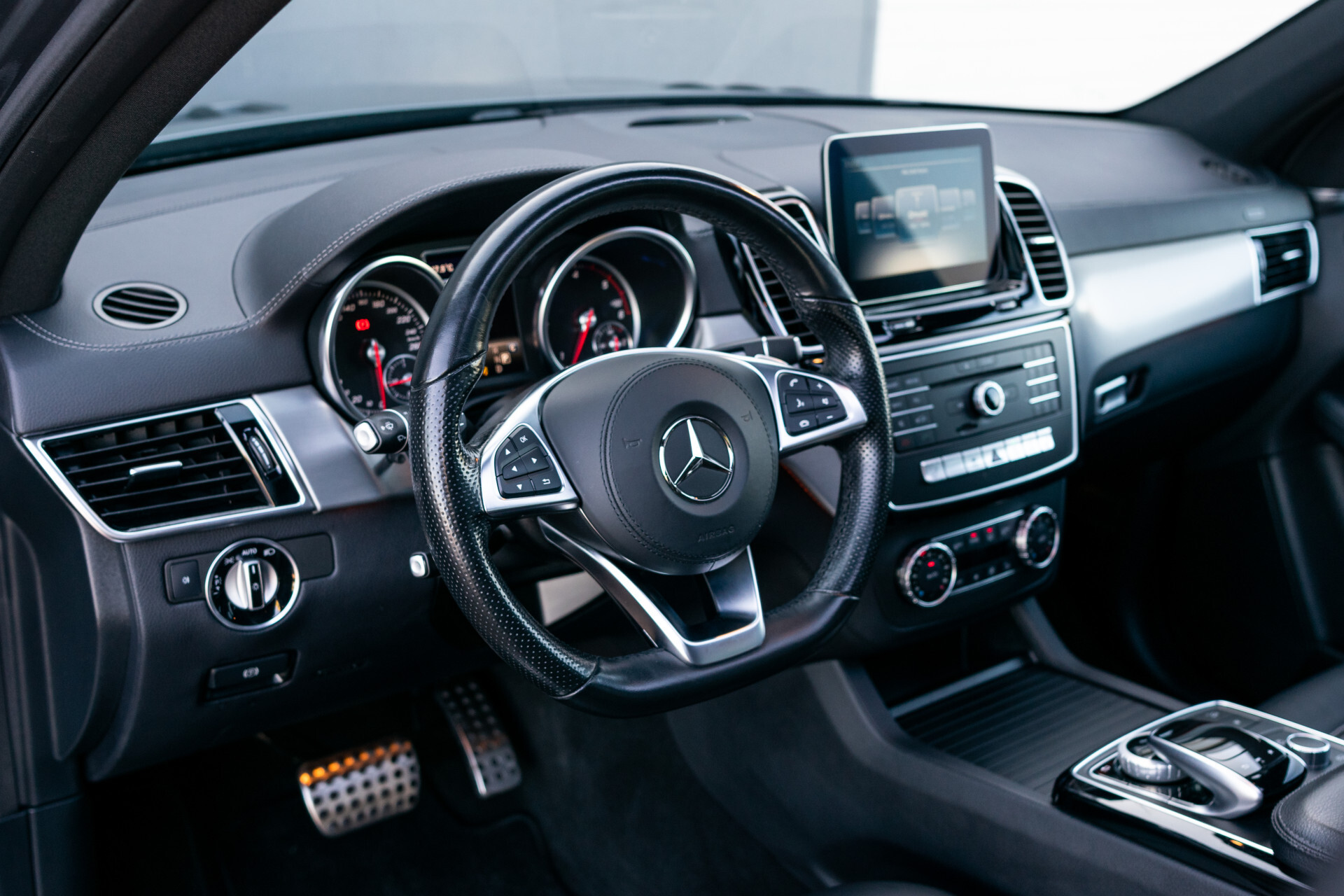 Mercedes-Benz GLS-Klasse 350 d 4-M AMG Night | Luchtvering | Keyless | Trekhaak | Harman-Kardon | Memory Aut9 Foto 7