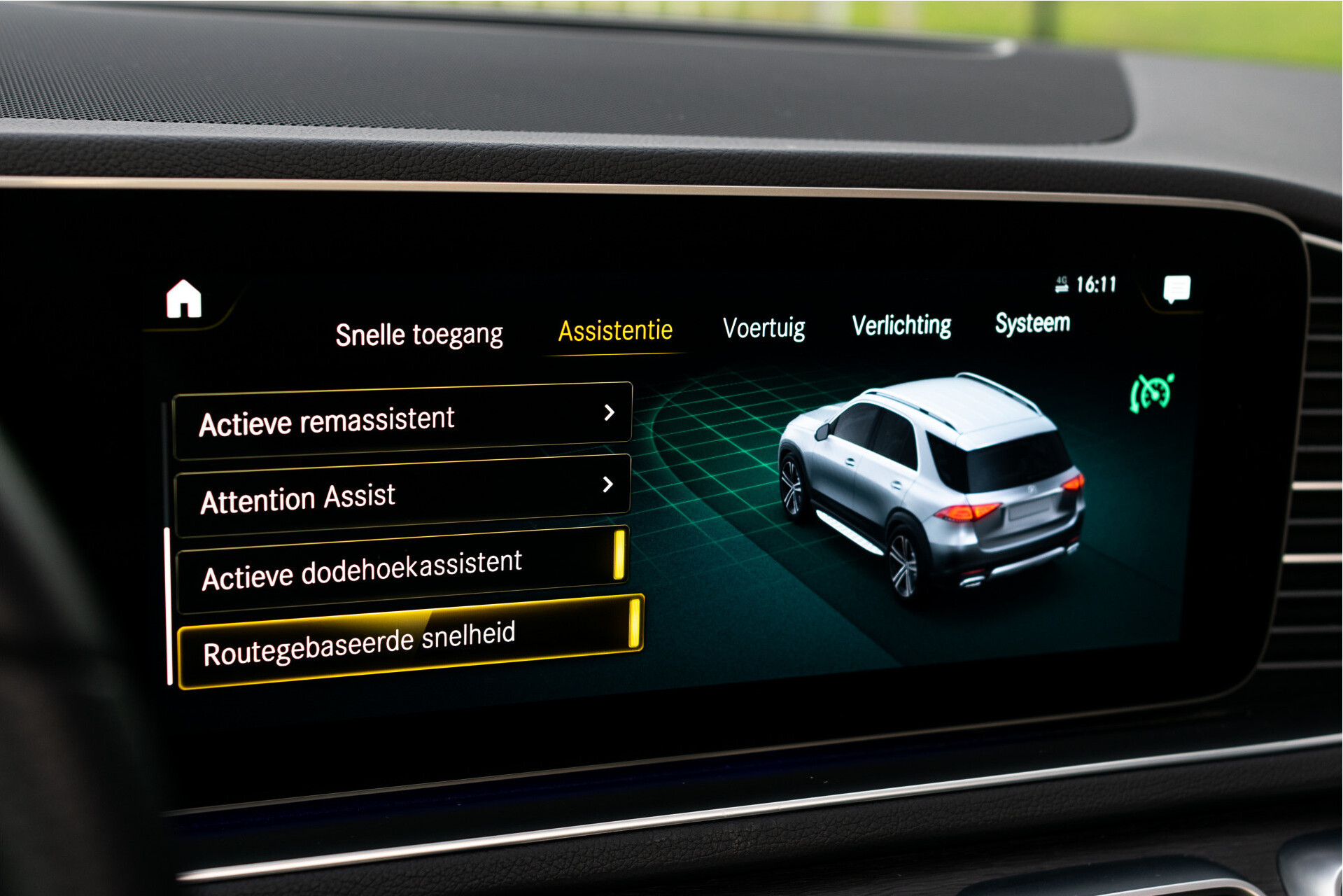 Mercedes-Benz GLE 350 de 4-M AMG Luchtvering | 22" | Rij-assistentie | Burmester | Trekhaak | 360 | Night Foto 18