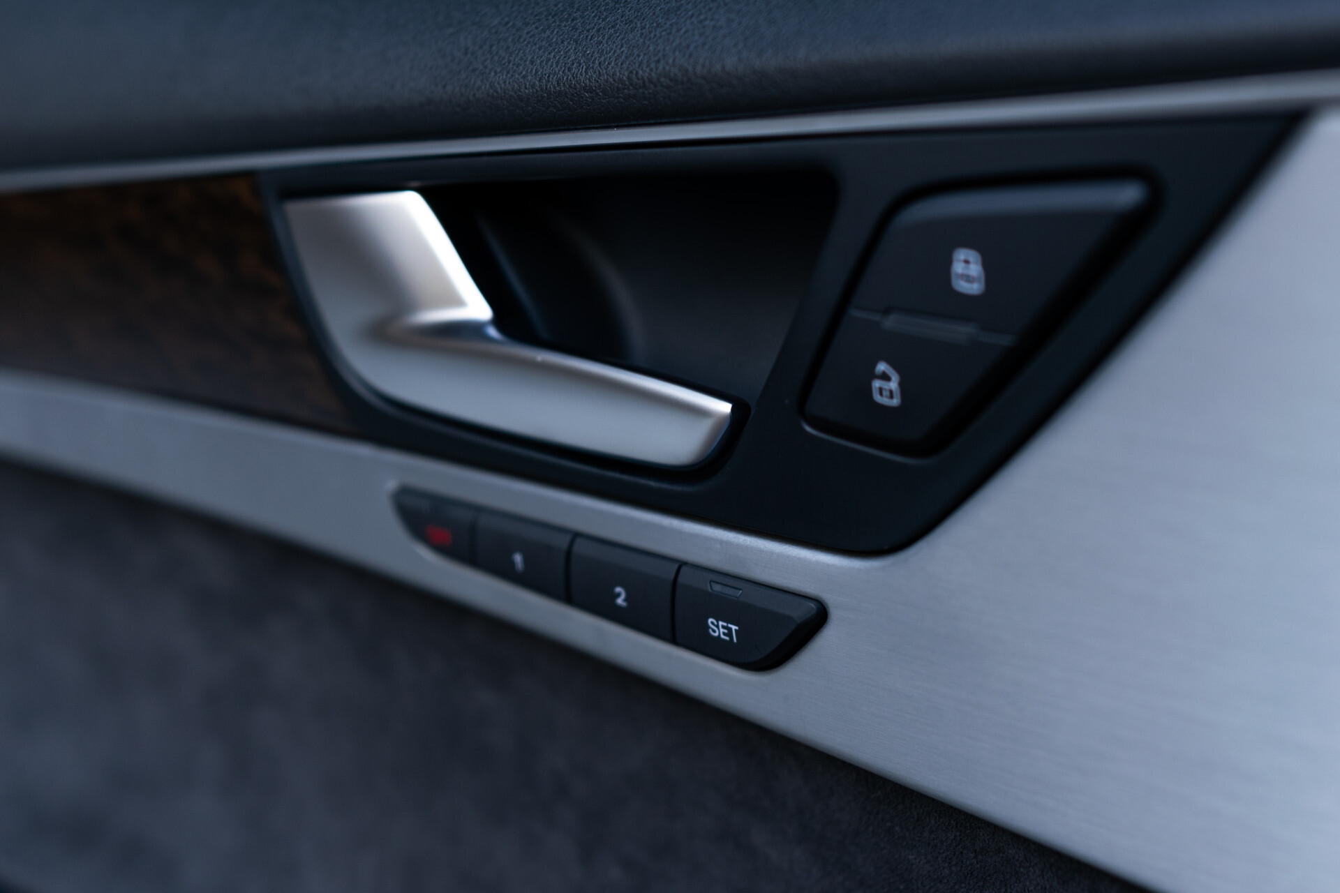 Audi A8 4.2 TDI Quattro Design Selection | Standkachel | Nachtzicht | Rij-assistentie | Keyless | Massage/Trekhaak Foto 16