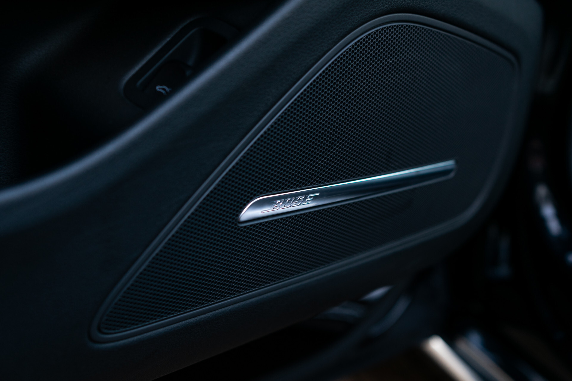 Audi A8 4.2 TDI Quattro Design Selection | Standkachel | Nachtzicht | Rij-assistentie | Keyless | Massage/Trekhaak Foto 18