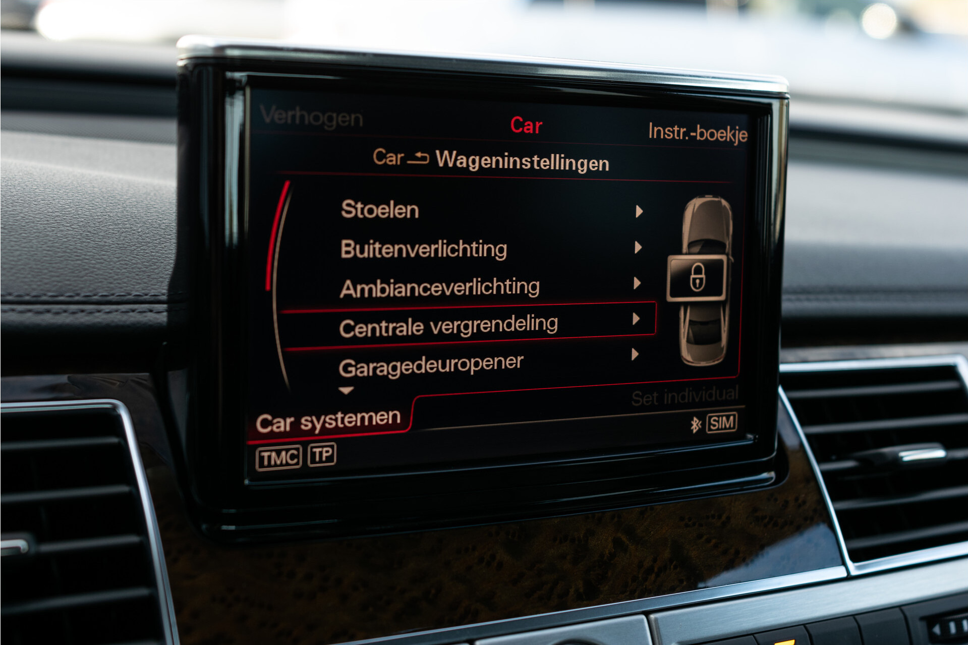 Audi A8 4.2 TDI Quattro Design Selection | Standkachel | Nachtzicht | Rij-assistentie | Keyless | Massage/Trekhaak Foto 21