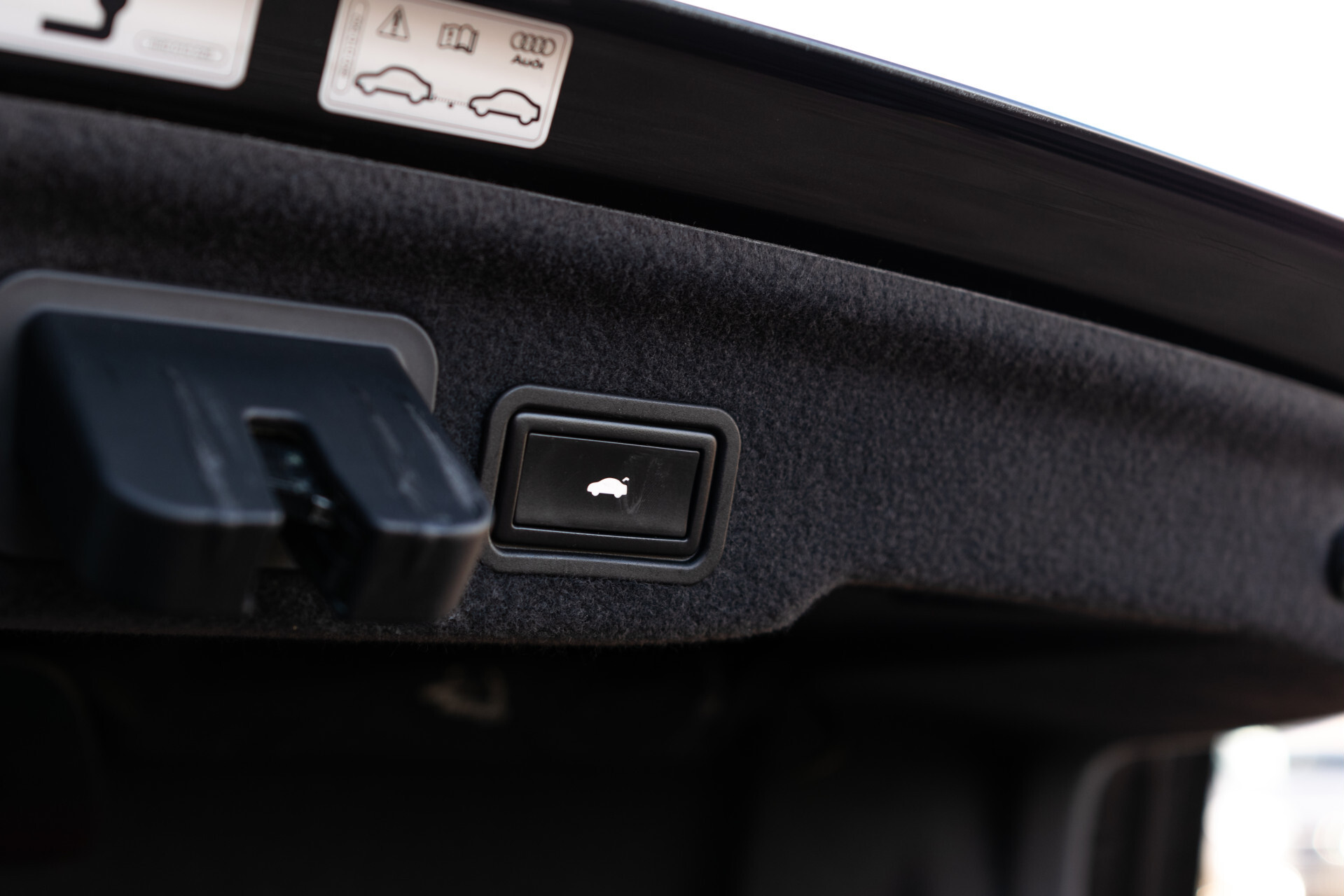 Audi A8 4.2 TDI Quattro Design Selection | Standkachel | Nachtzicht | Rij-assistentie | Keyless | Massage/Trekhaak Foto 36