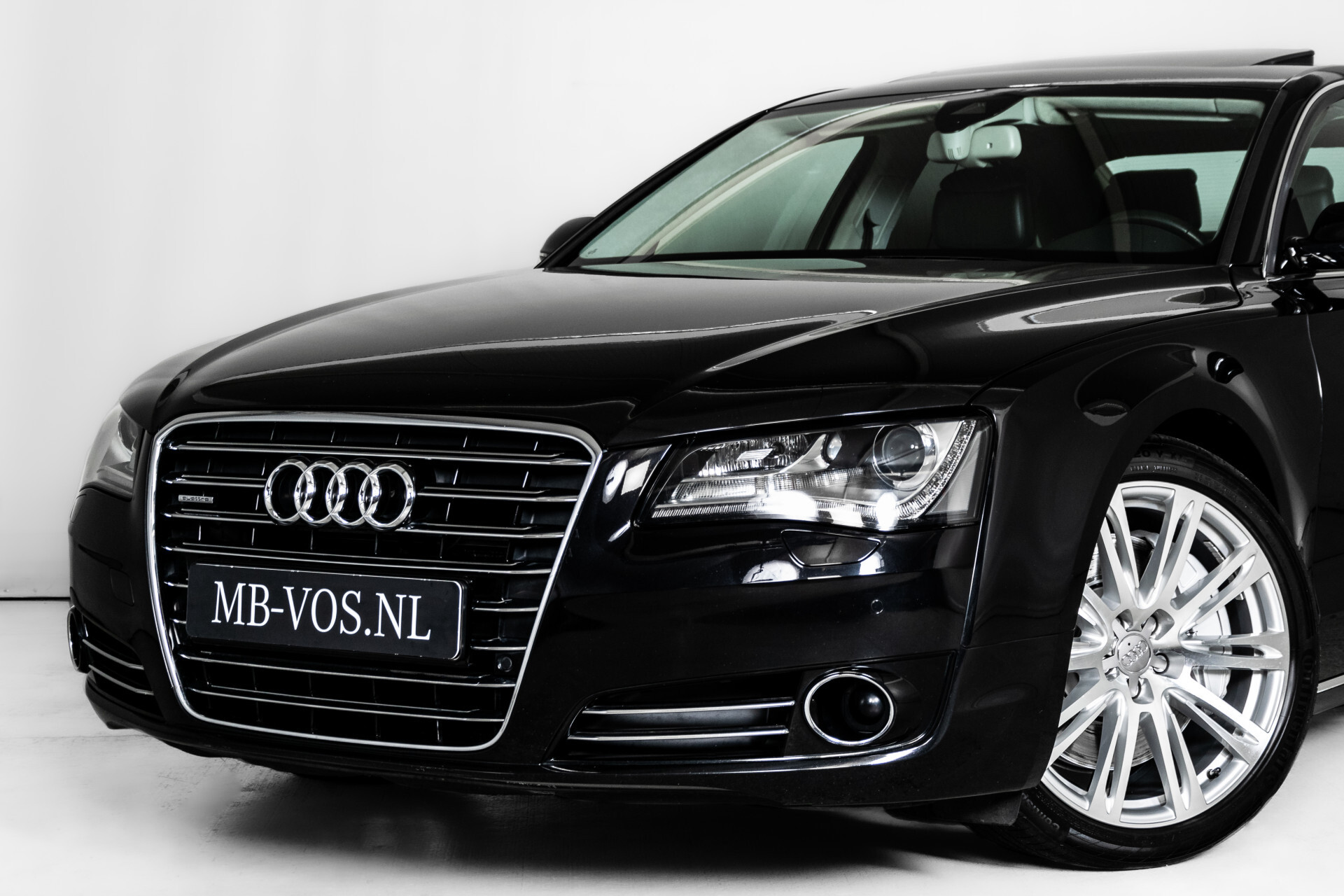Audi A8 4.2 TDI Quattro Design Selection | Standkachel | Nachtzicht | Rij-assistentie | Keyless | Massage/Trekhaak Foto 38