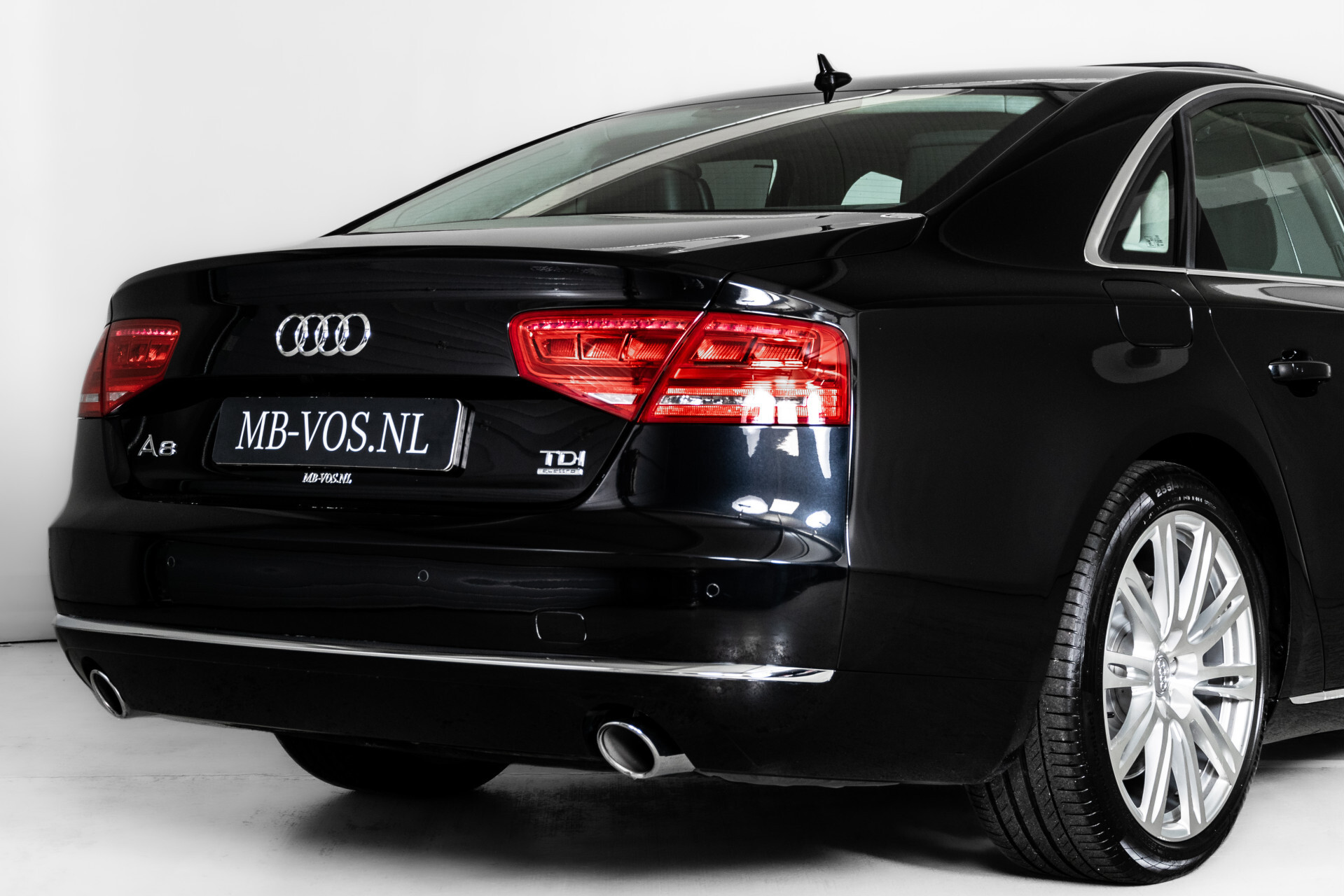 Audi A8 4.2 TDI Quattro Design Selection | Standkachel | Nachtzicht | Rij-assistentie | Keyless | Massage/Trekhaak Foto 39