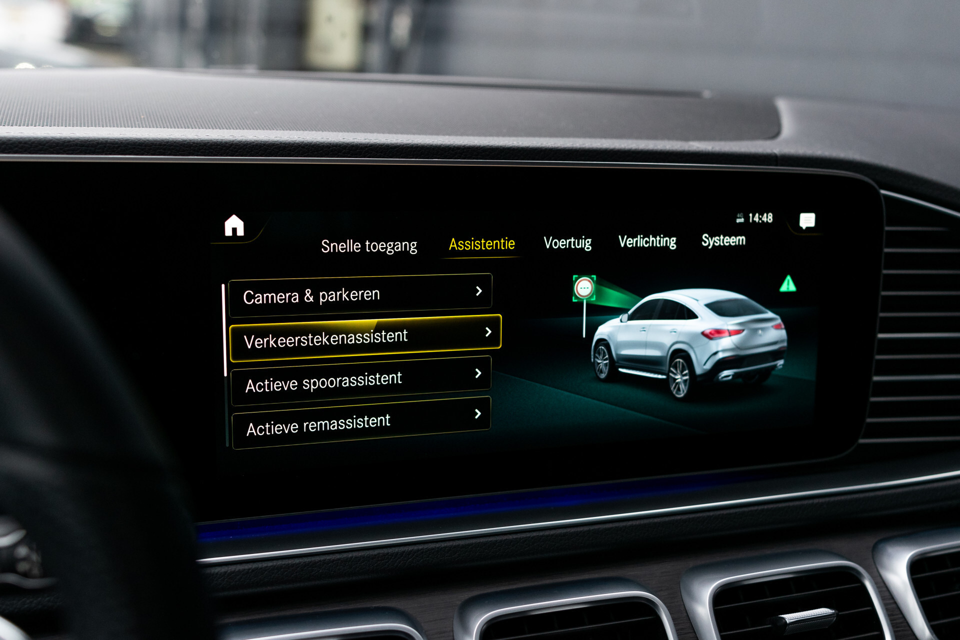 Mercedes-Benz GLE 350 e 4-M AMG Luchtvering | Trekhaak | Adaptive Cruise | 22" | Nappa | Mem | Burmester | Night Aut9 Foto 13