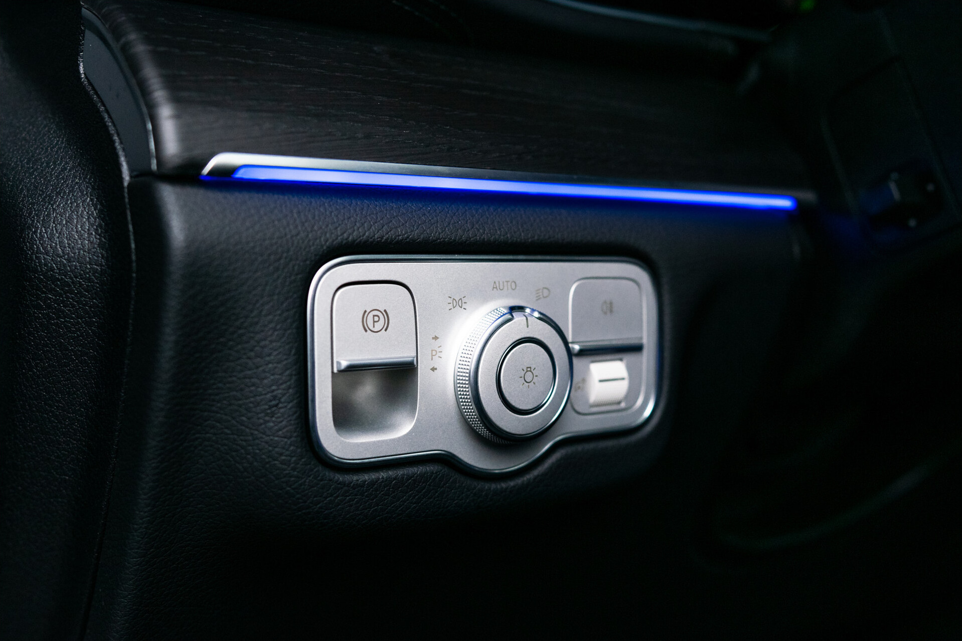 Mercedes-Benz GLE 350 e 4-M AMG Luchtvering | Trekhaak | Adaptive Cruise | 22" | Nappa | Mem | Burmester | Night Aut9 Foto 18